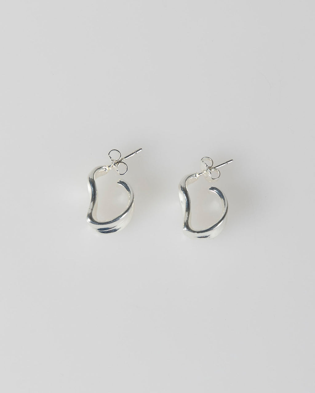Pendientes plateados