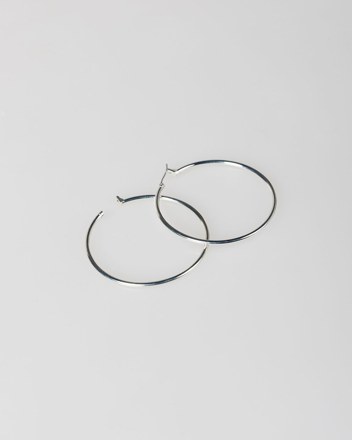 Pendientes de aro plateados