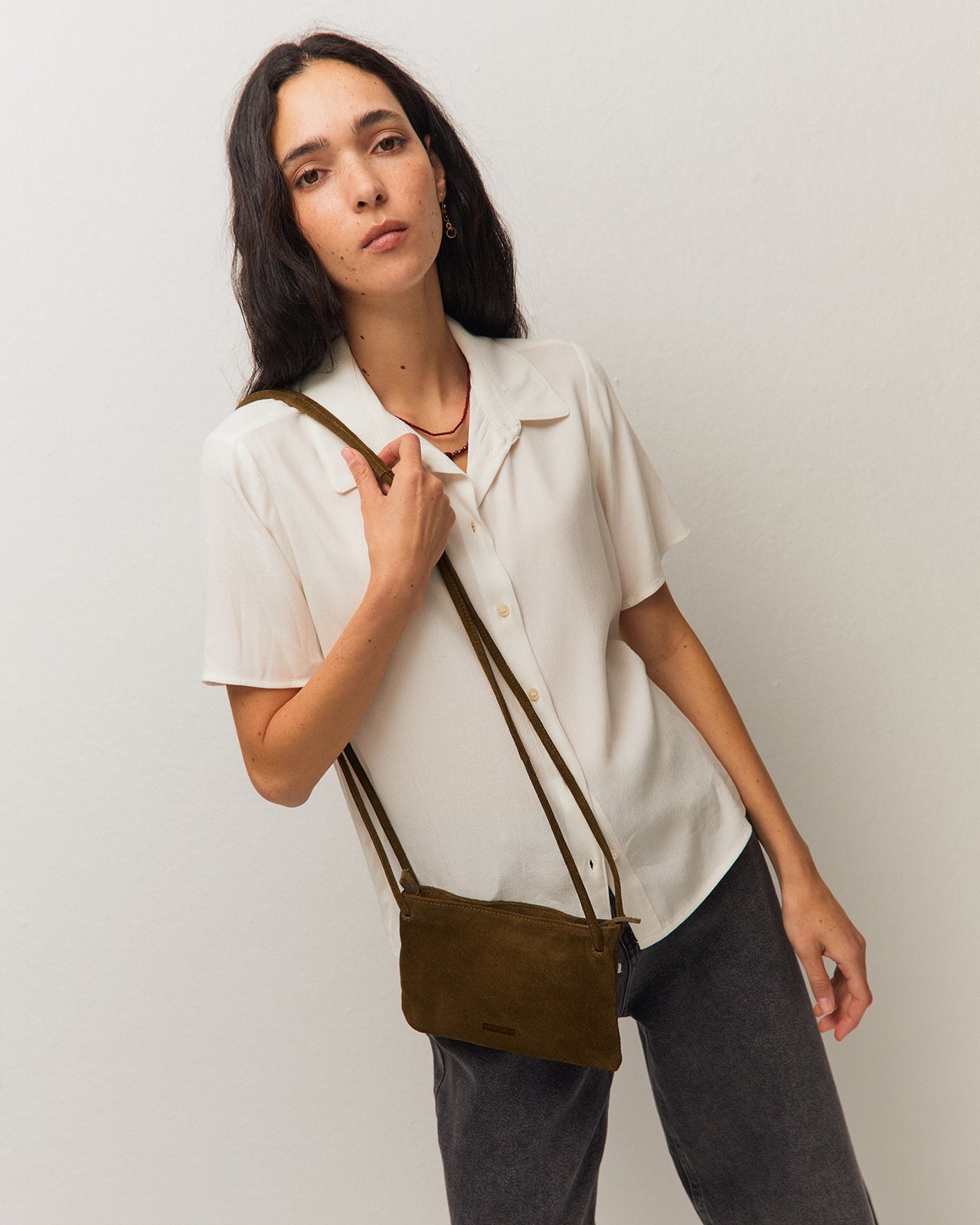 Bolso pequeño  de ante