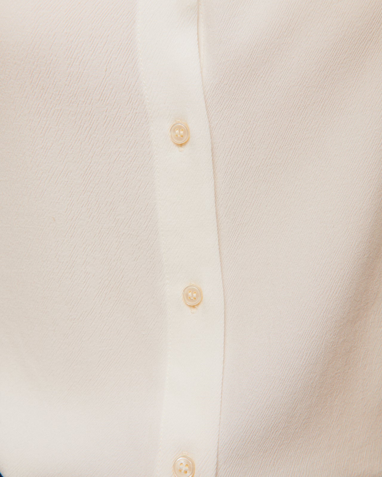 Short-sleeved shirt with a round, collared neckline