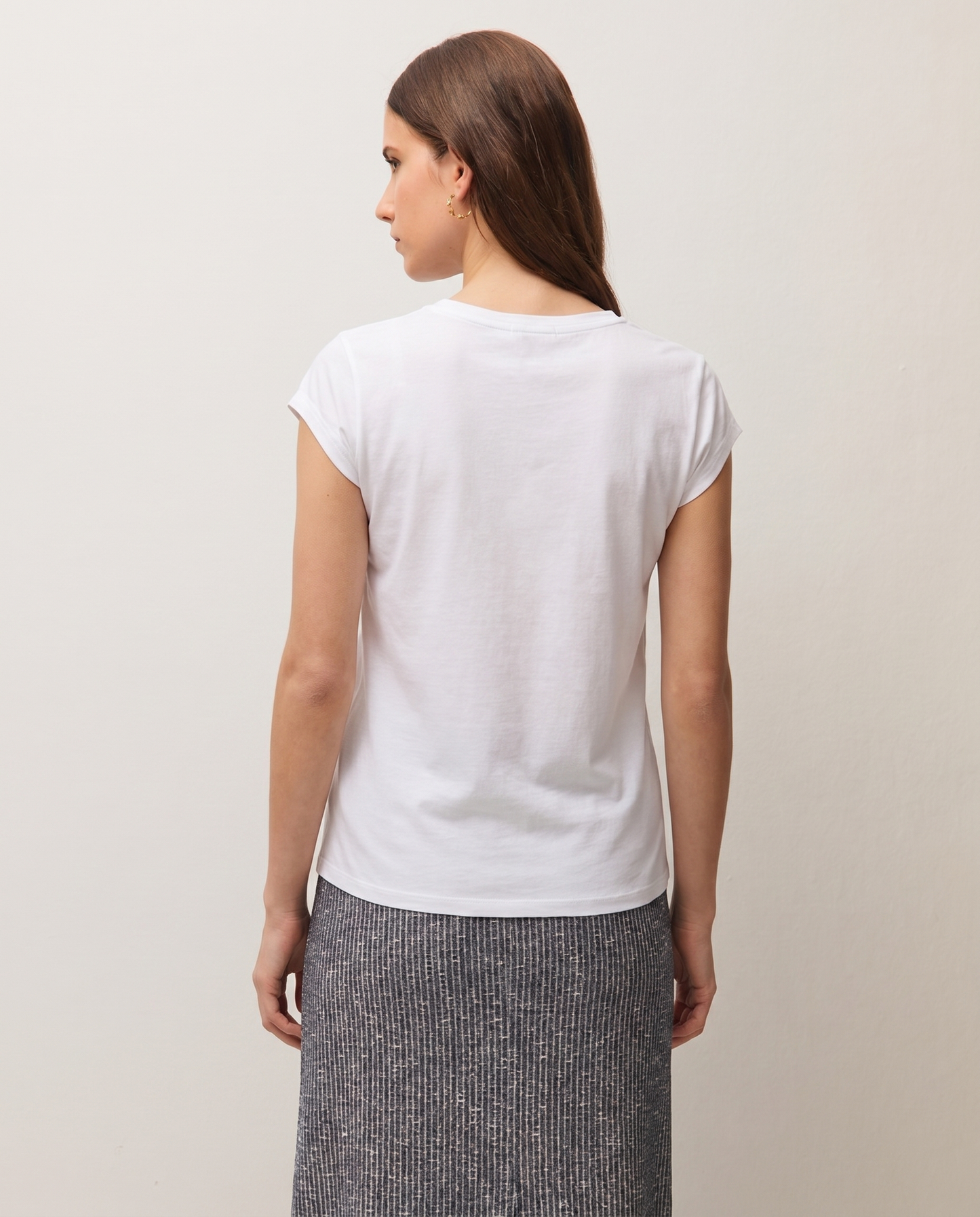 Basic short-sleeved T-shirt