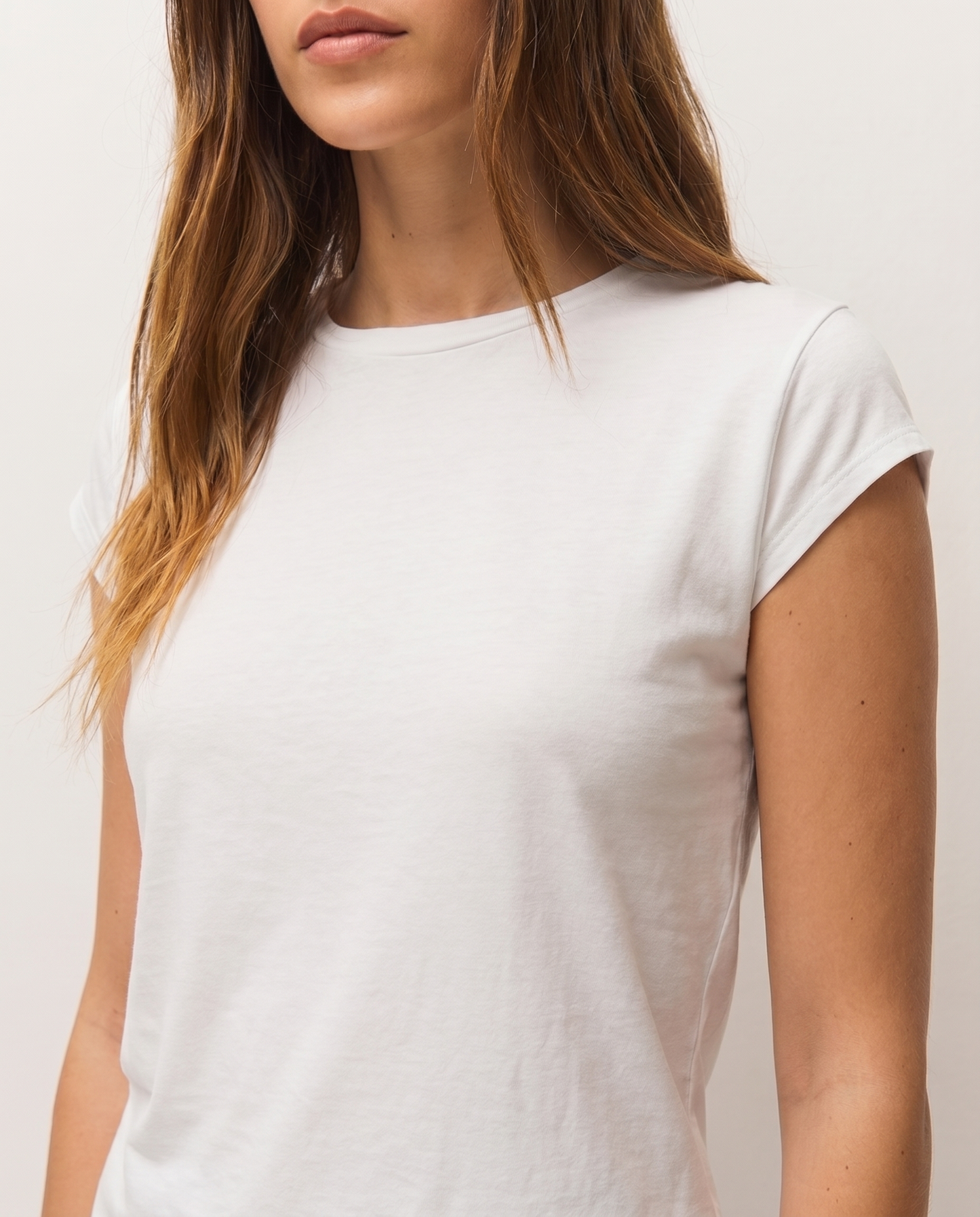 Basic short-sleeved T-shirt