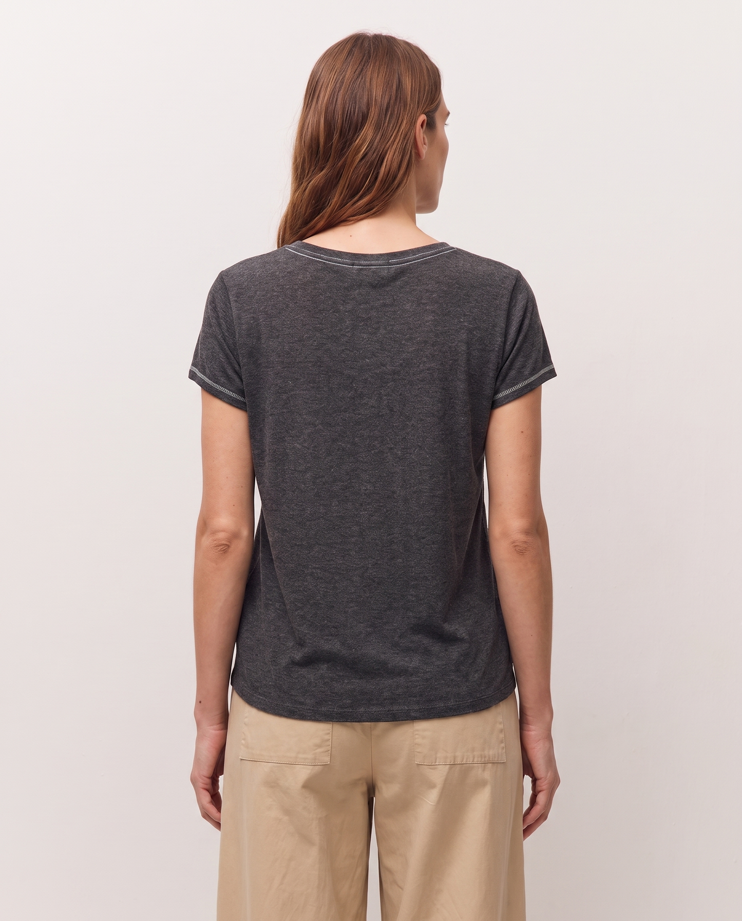 Camiseta con costuras a contraste