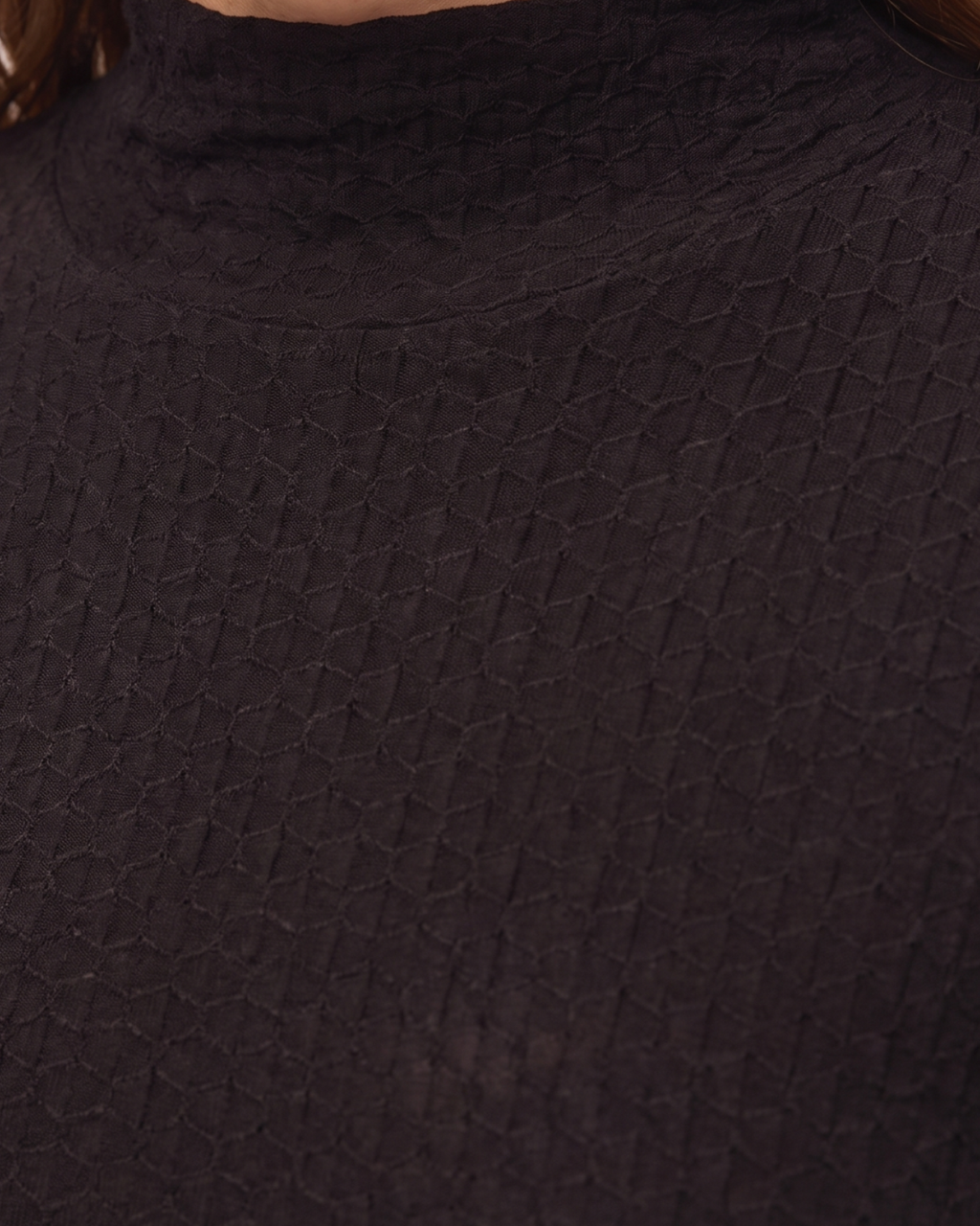 Camiseta cuello perkins con tejido de estructura