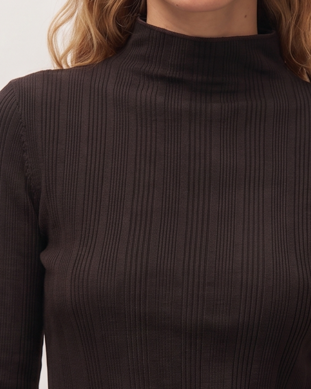 Camiseta cuello polo con tejido de canalé