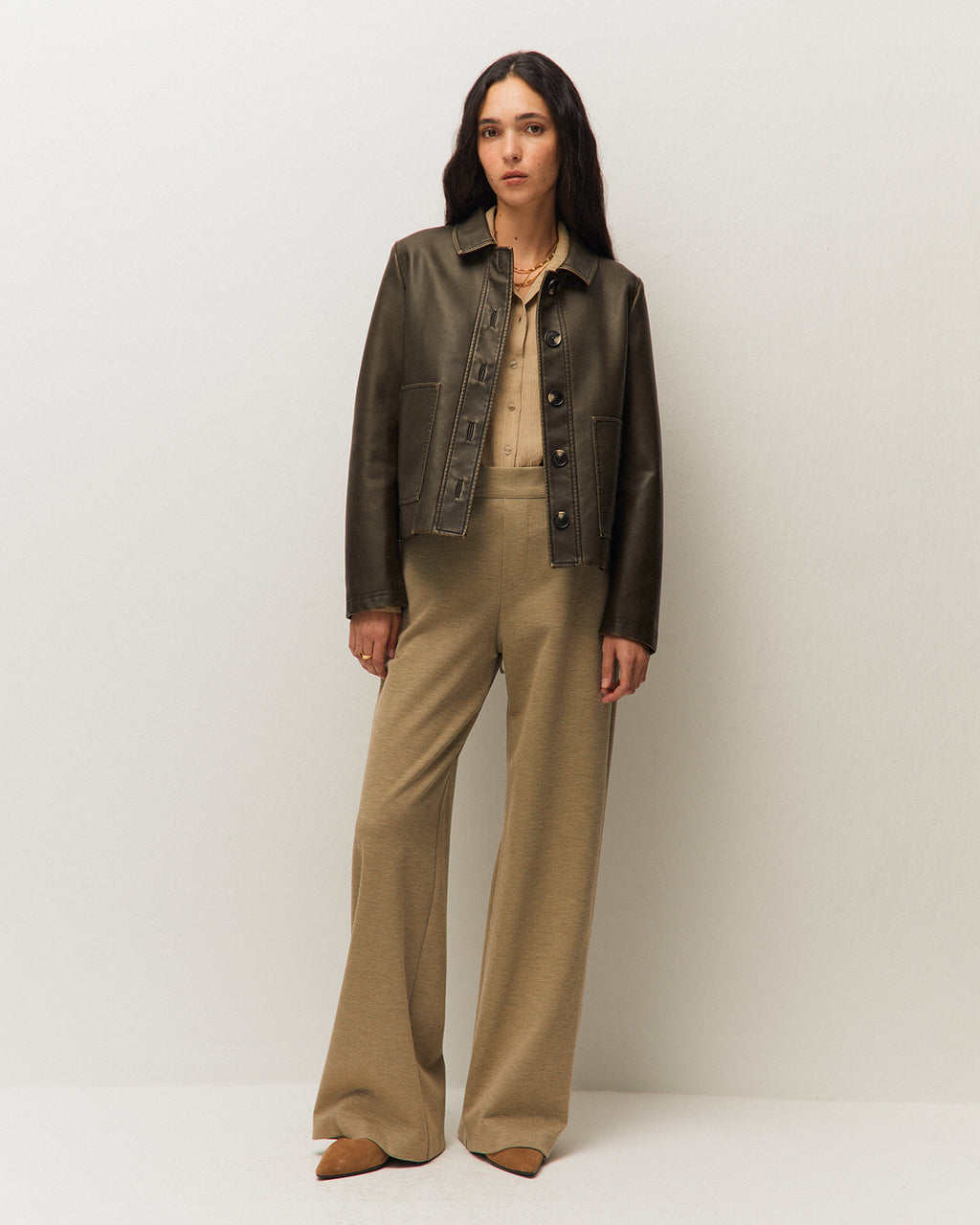 Cazadora escote camisero con botones