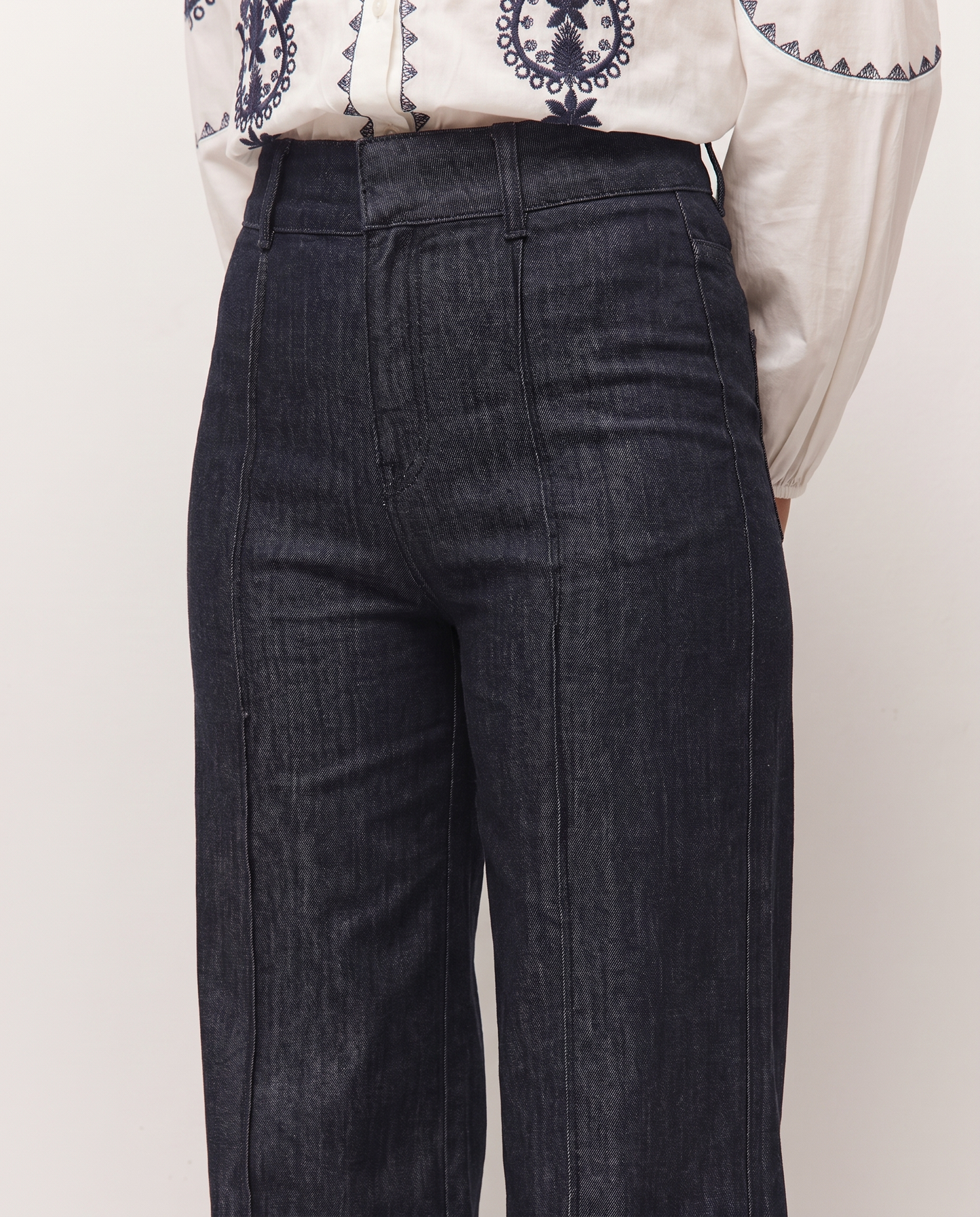 Pantalón denim ancho
