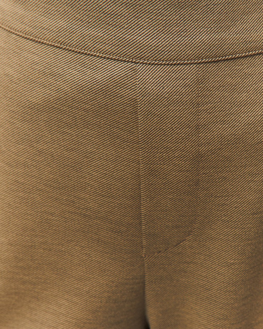 Pantalón raya diagonal con goma