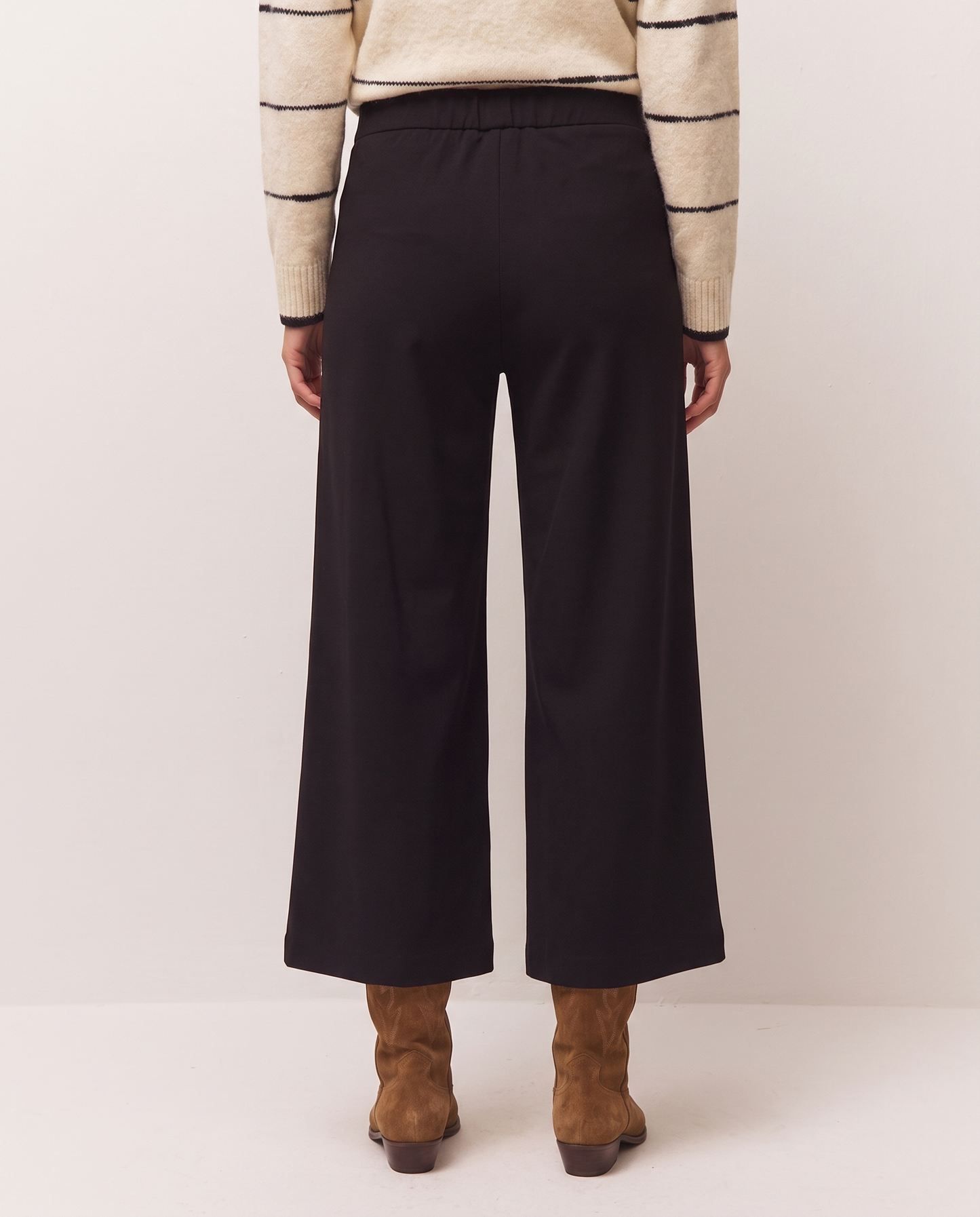 Pantalón con goma en la cintura