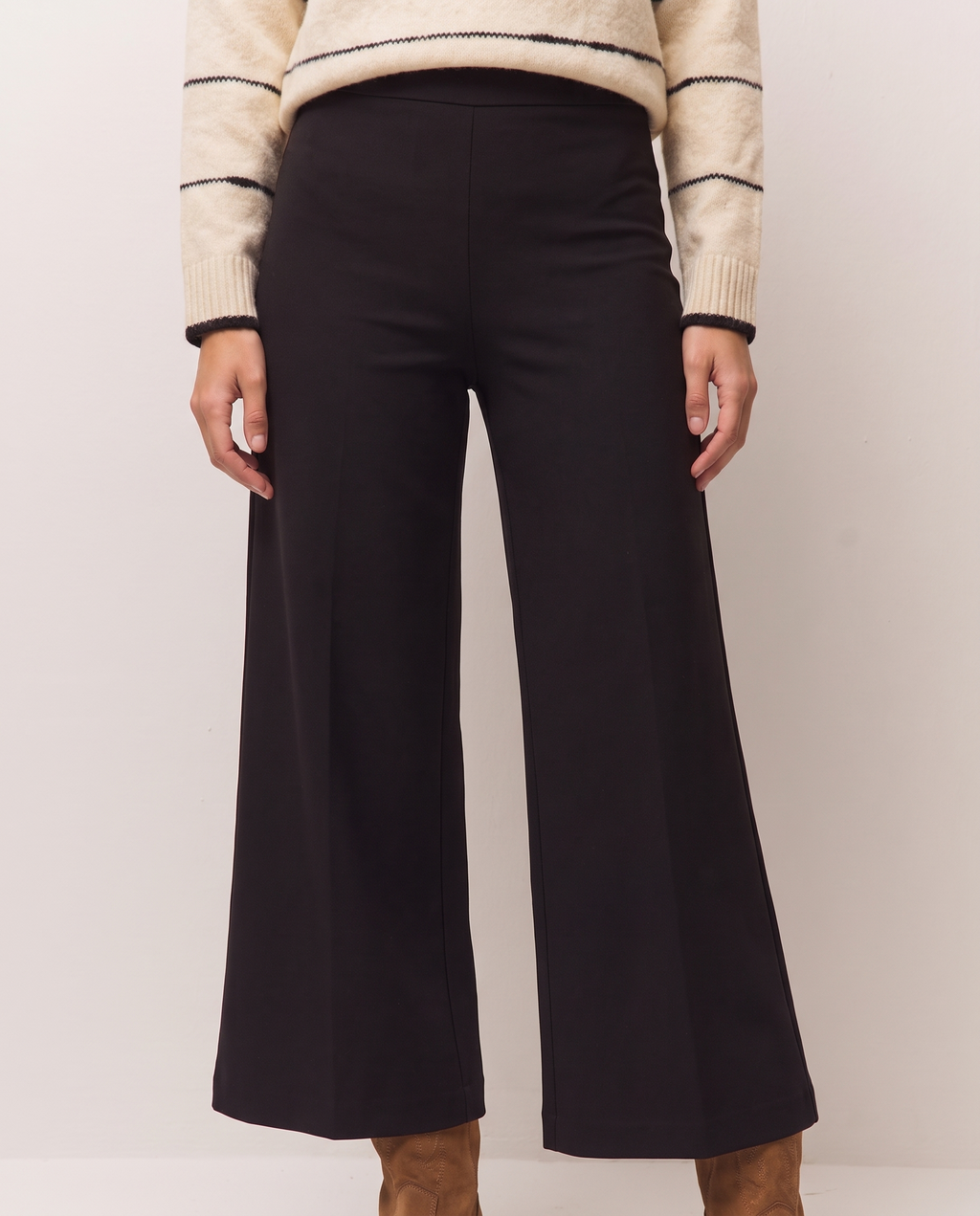 Pantalón con goma en la cintura