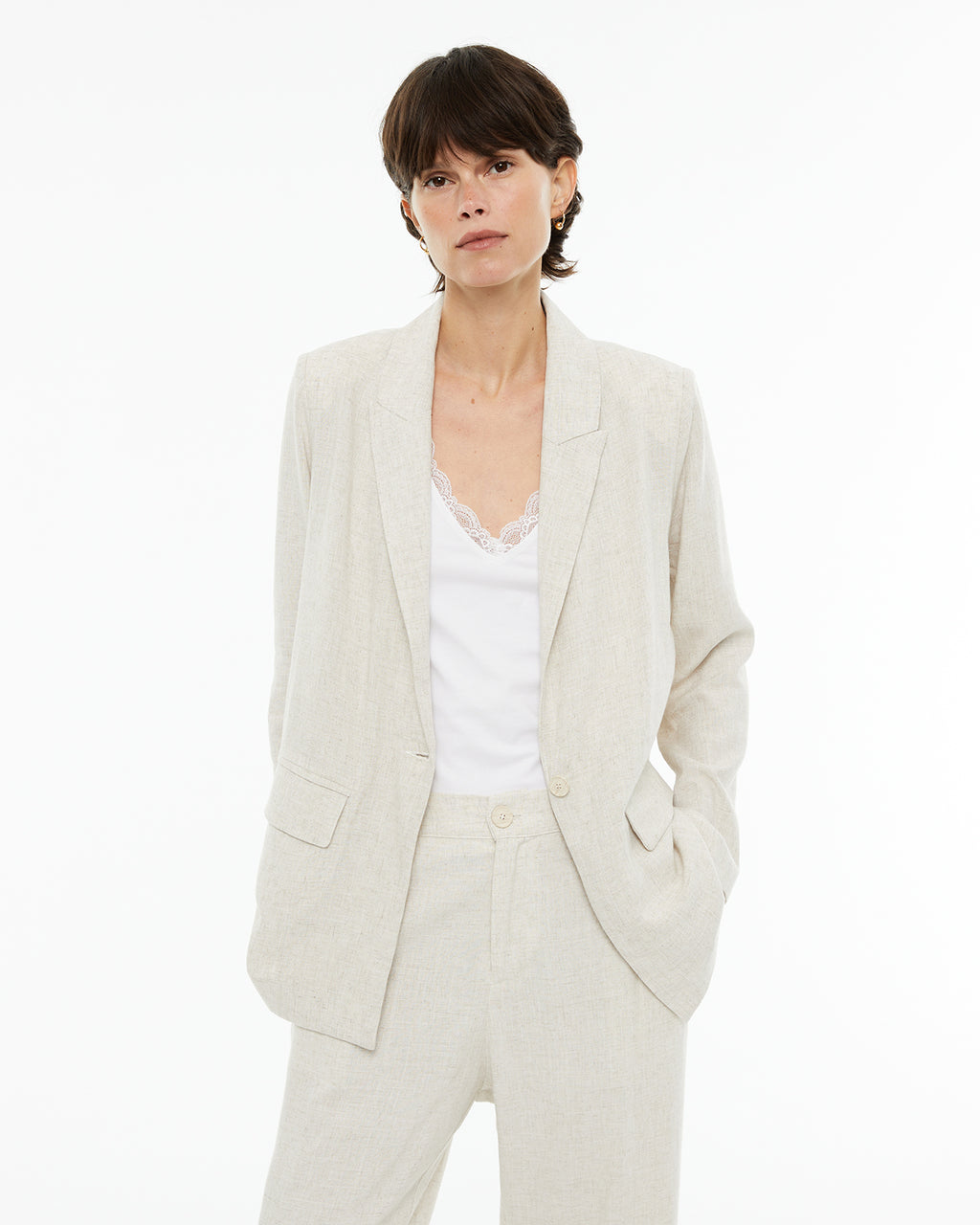 Straight fluid linen blend blazer with front pockets