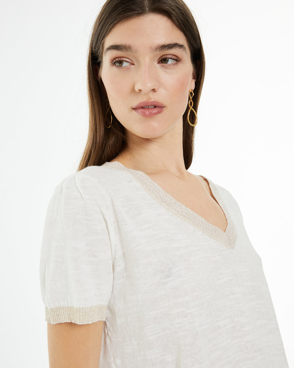 Short-sleeved V-neck sweater with neckline strap detail