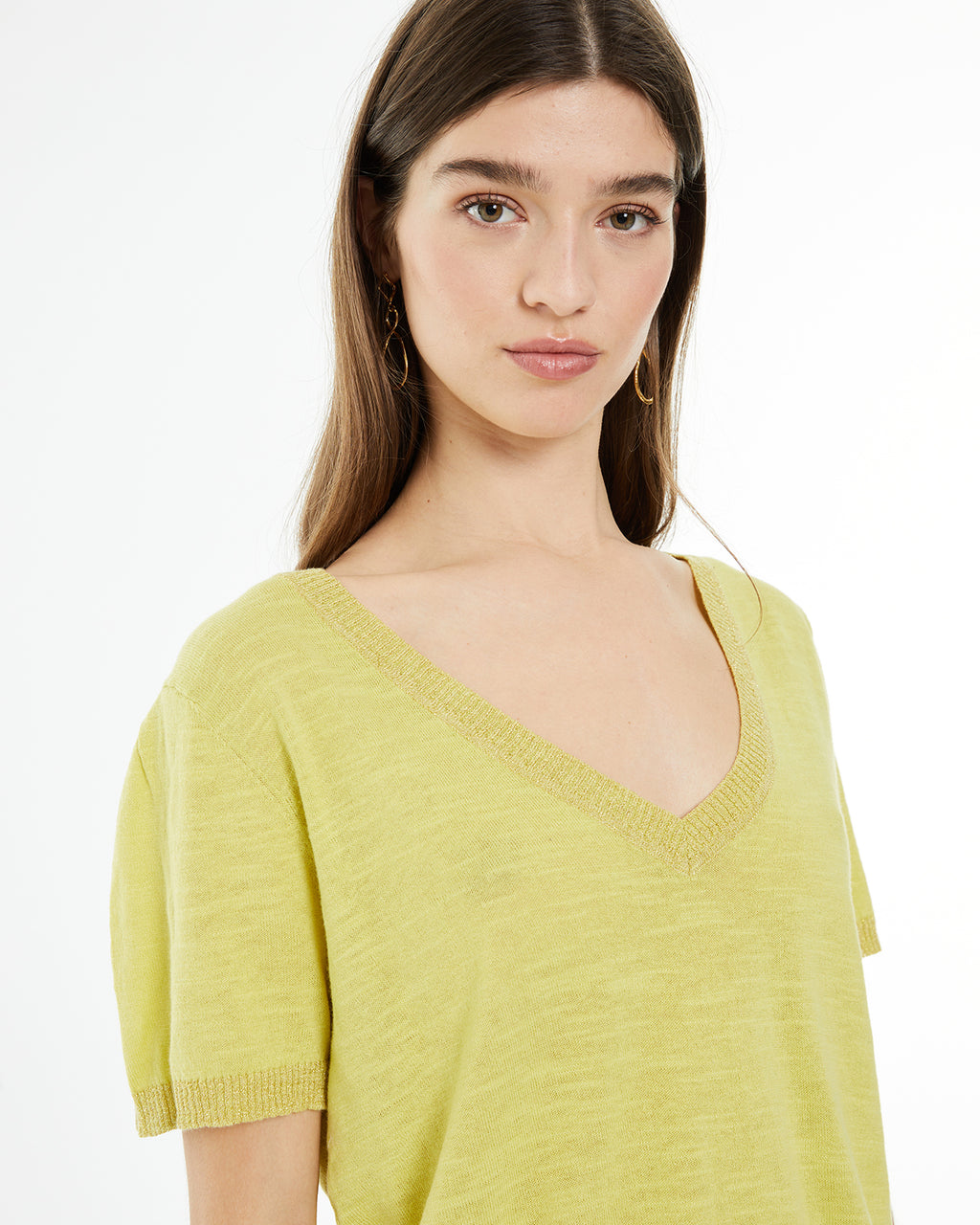 Short-sleeved V-neck sweater with neckline strap detail