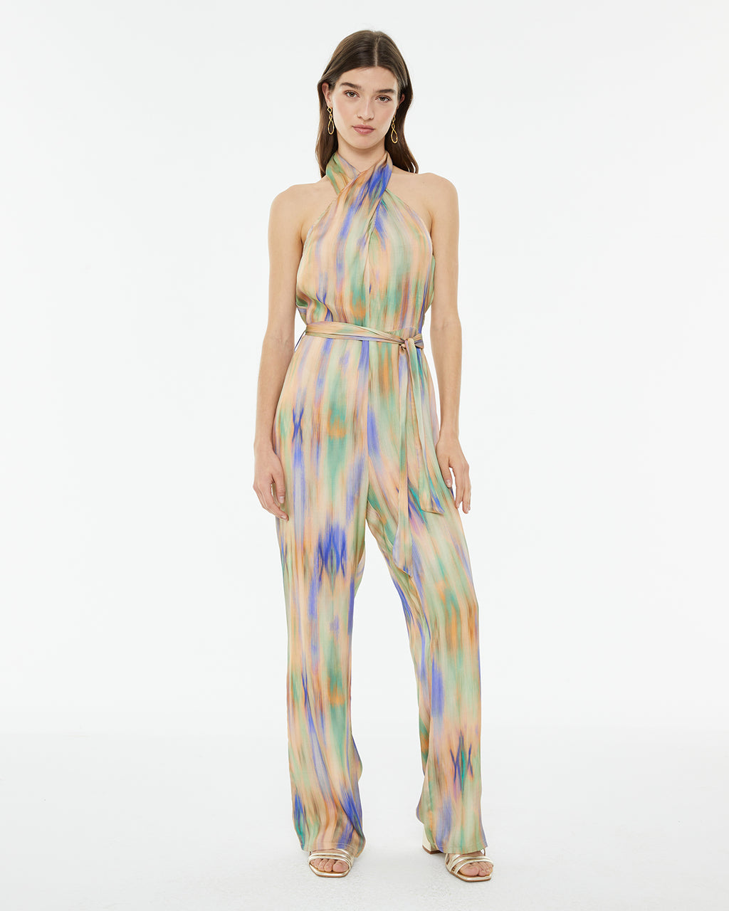 Long jumpsuit with halter neckline and belt