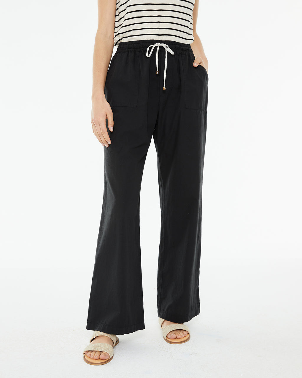 Straight trousers with patch pockets