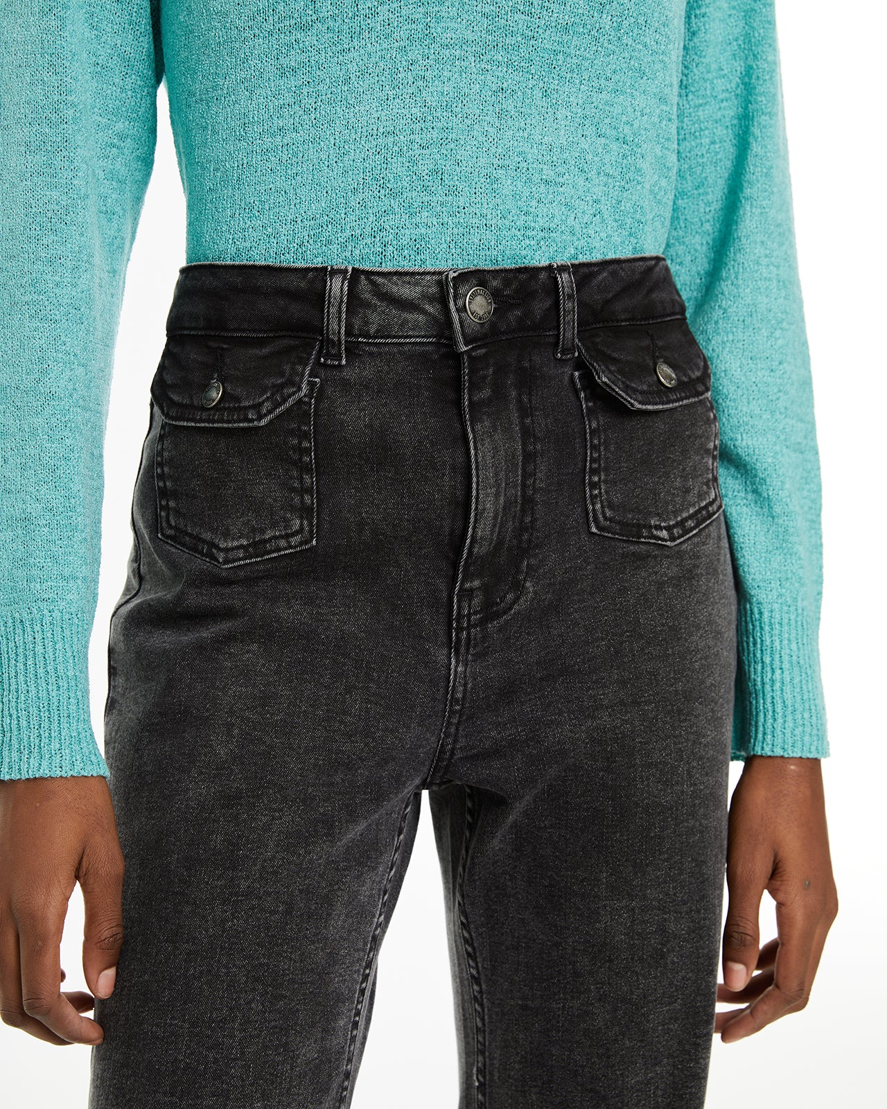 Jean coupe évasée avec détail taille mi-haute et poches avant