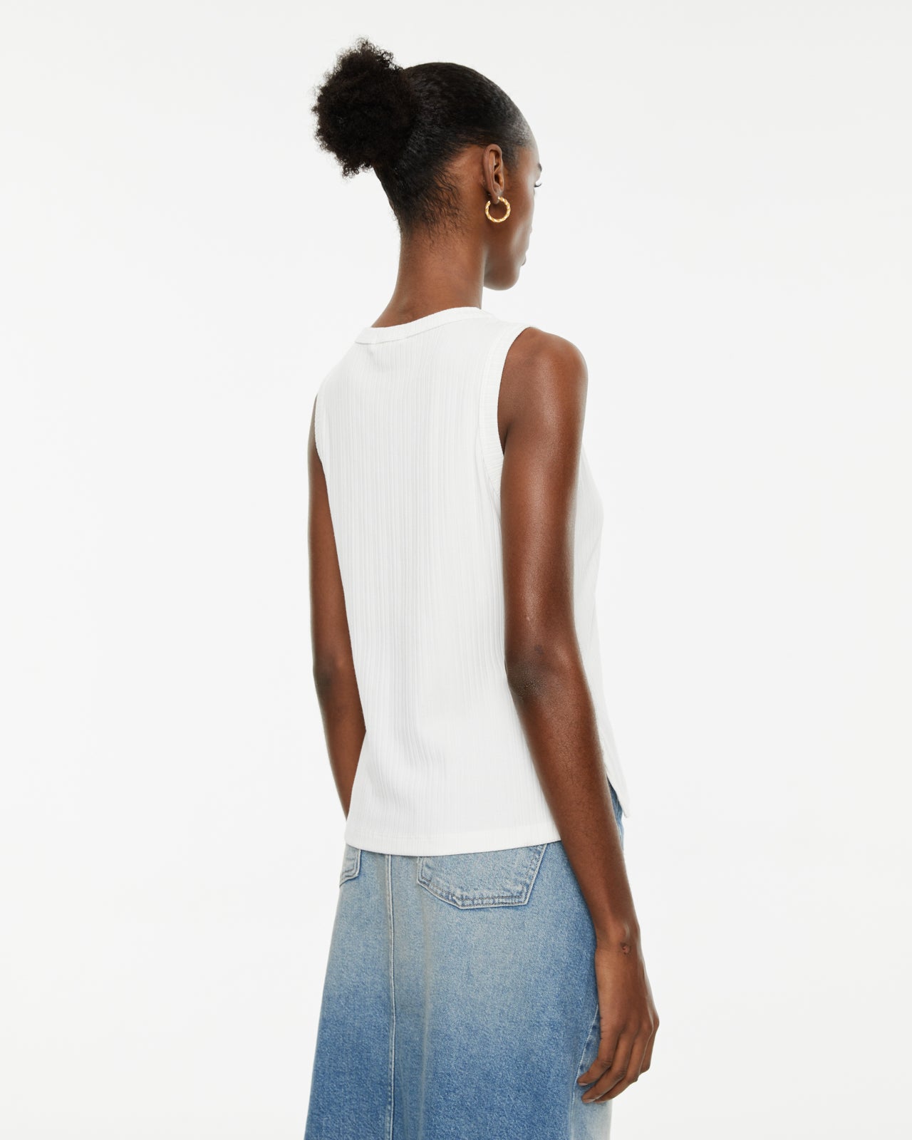 Haut ajusté sans manches à col licou