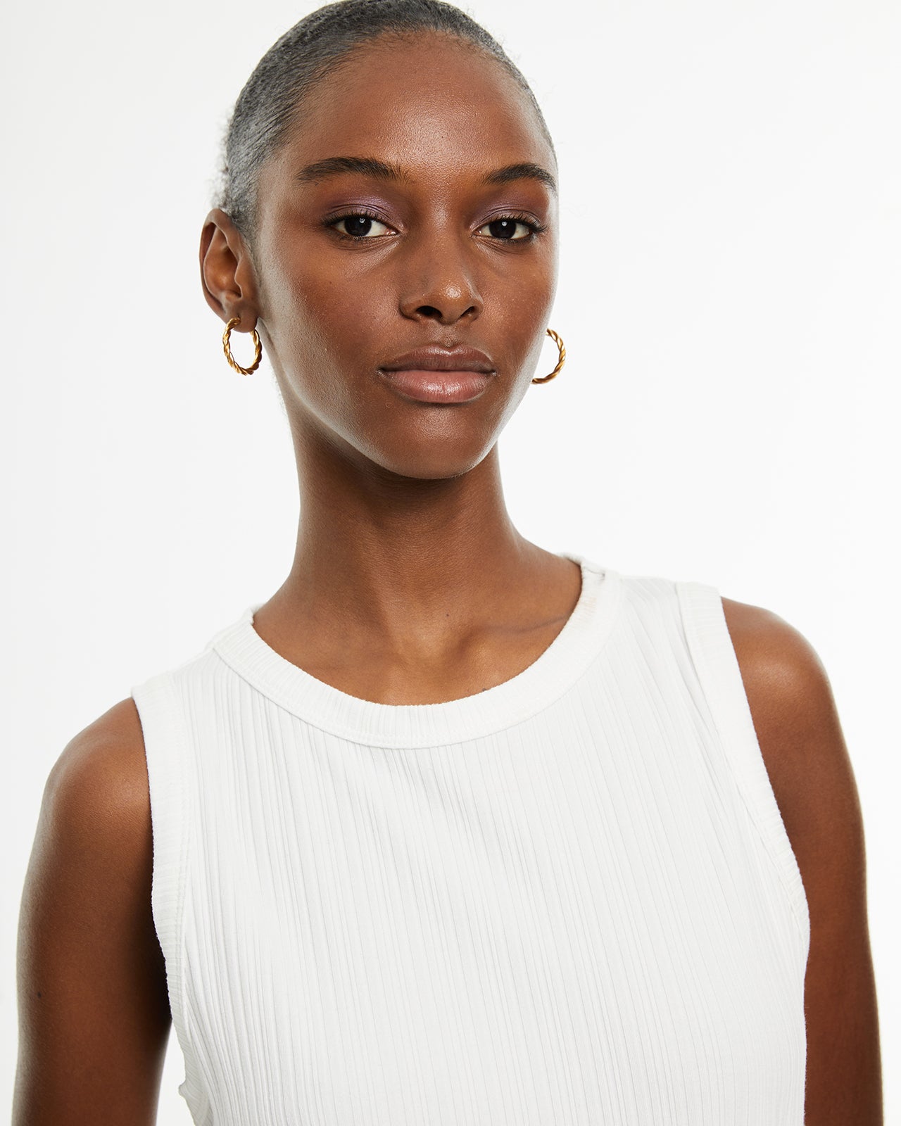 Haut ajusté sans manches à col licou