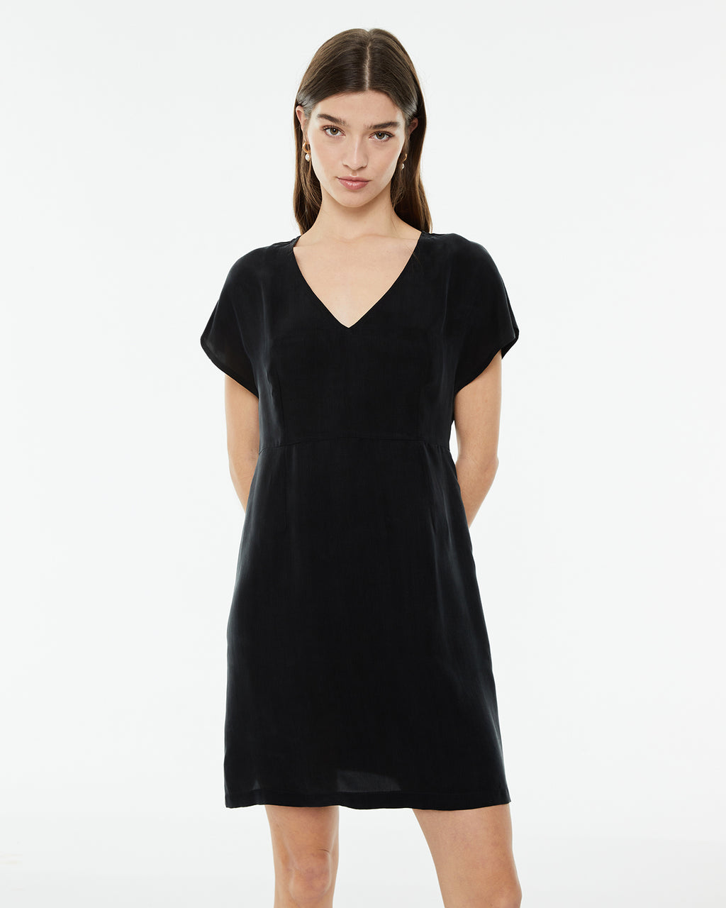 Vestido corto de cupro con tirante ancho