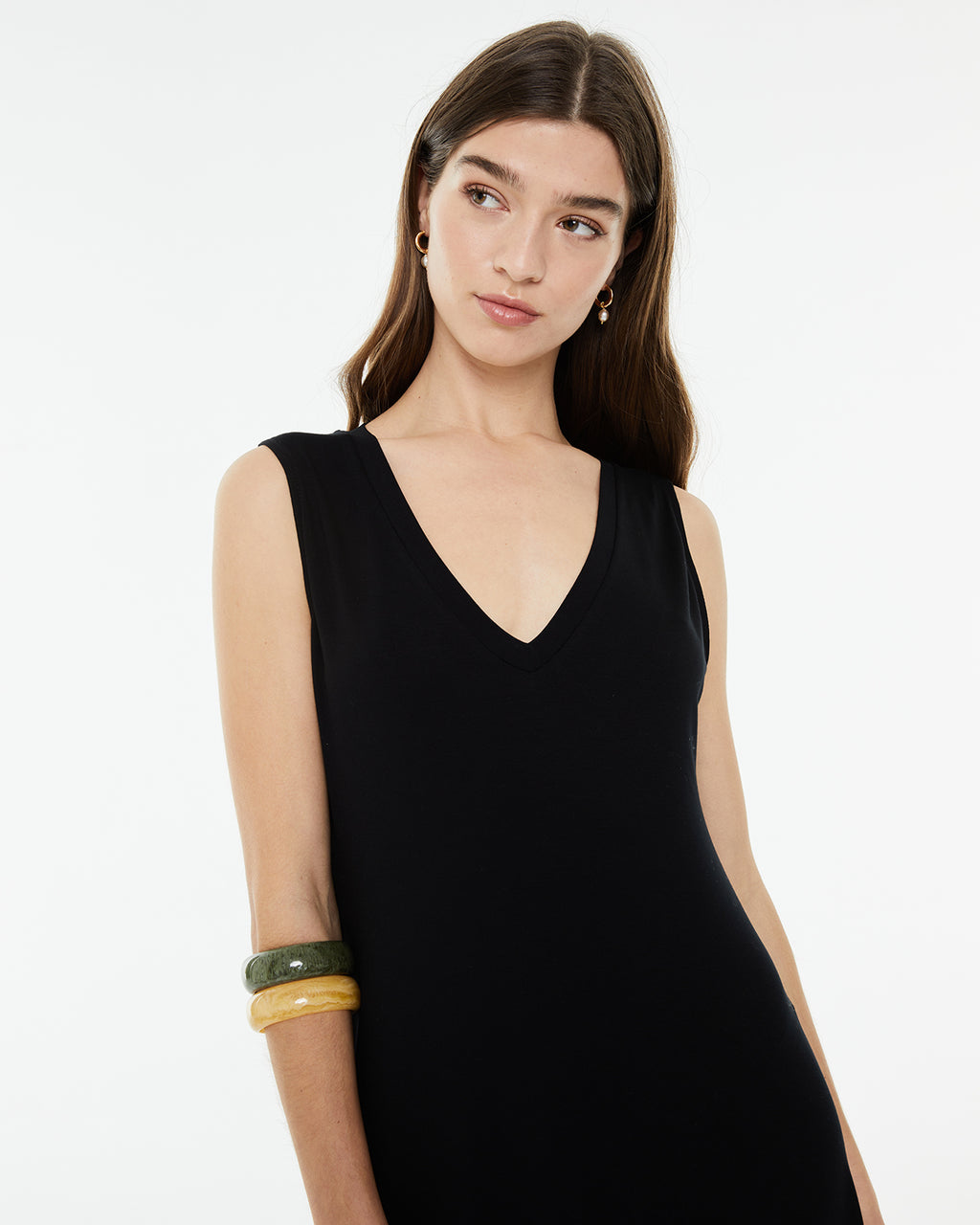 Vestido largo sin mangas con costadillos