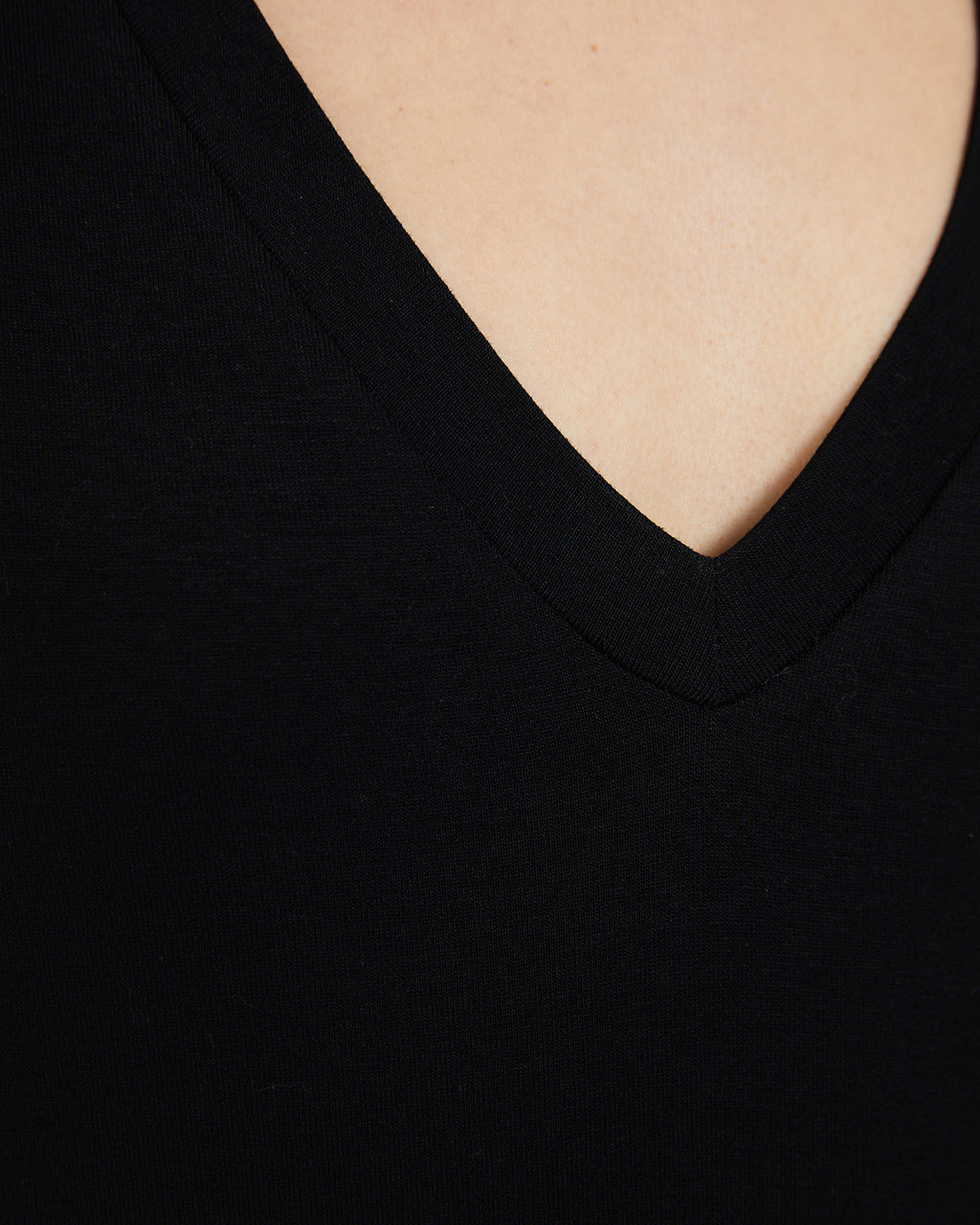 Vestido largo sin mangas con costadillos