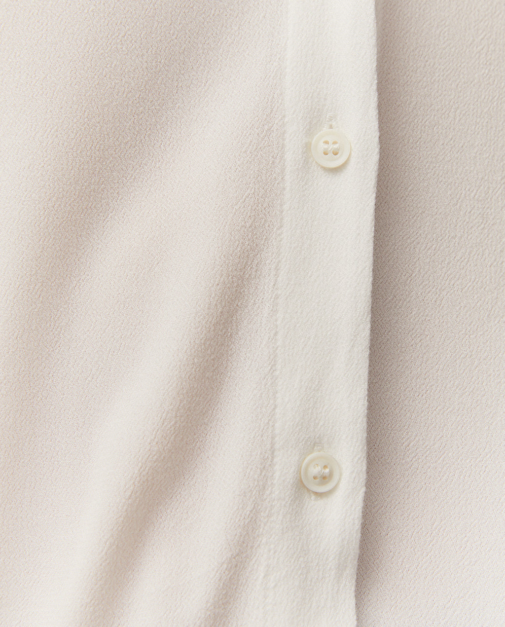 Camisa básica cuello camisero