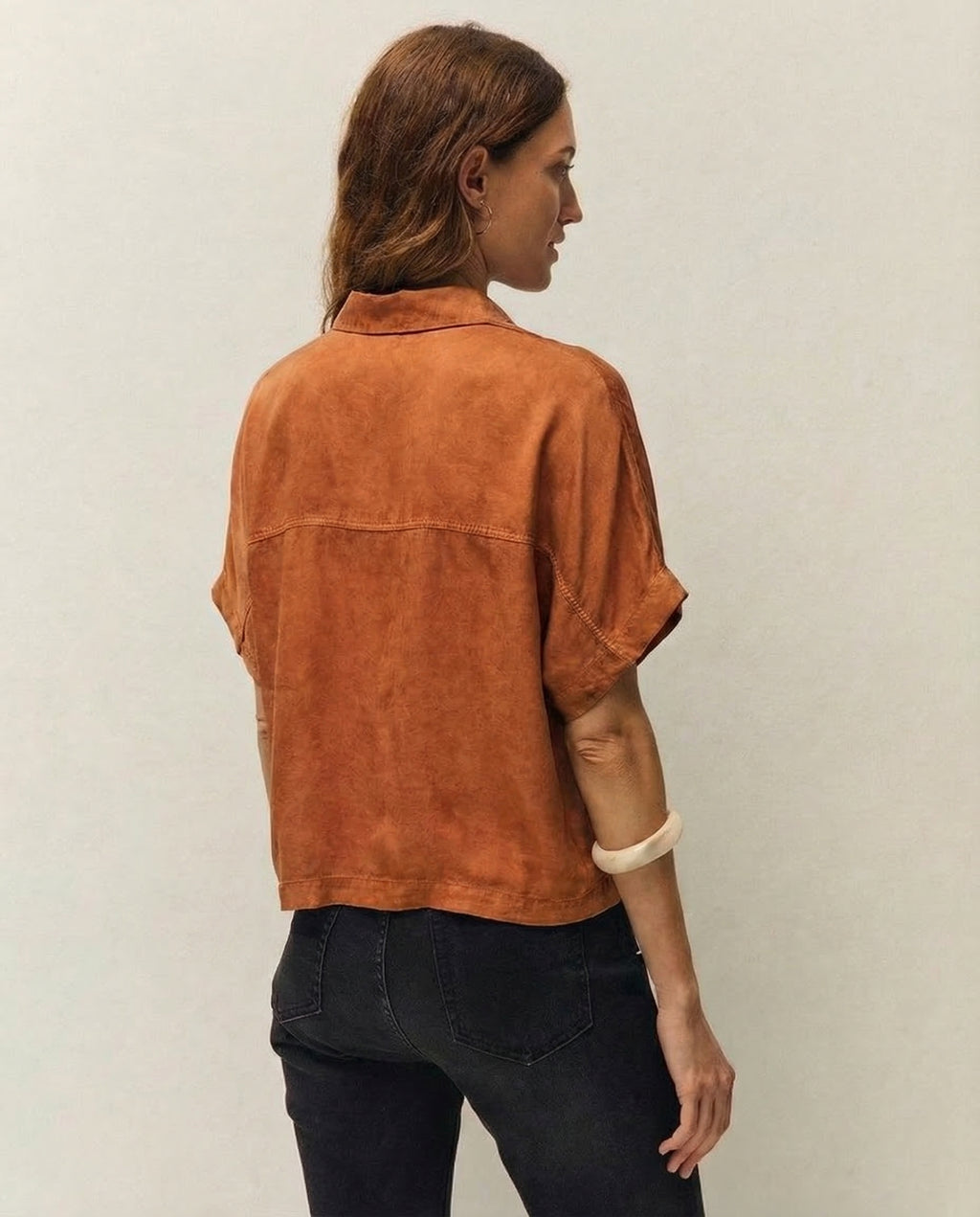 Camisa satinada efecto corrosivo