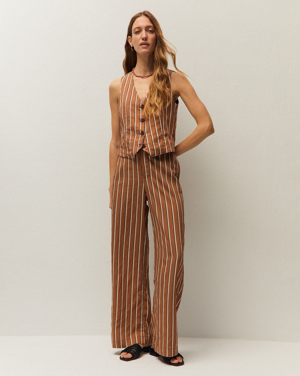 Chaleco rayas diplomáticas