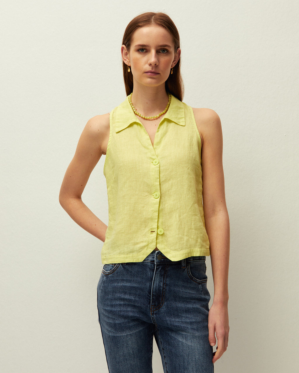 Chaleco lino cuello camisero