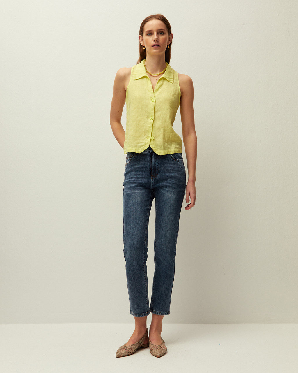 Chaleco lino cuello camisero