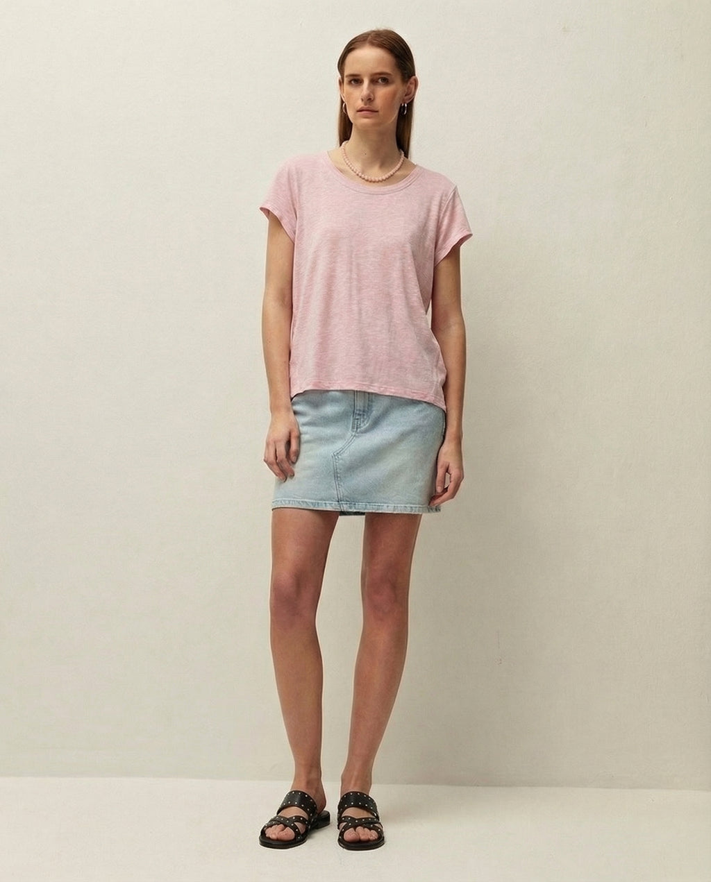 Camiseta detalle de hilo a contraste