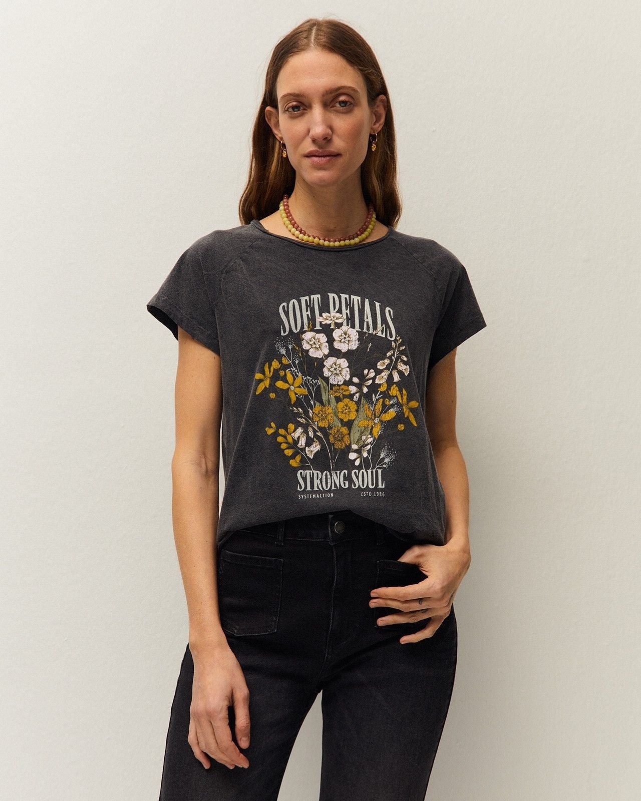 Floral print t-shirt
