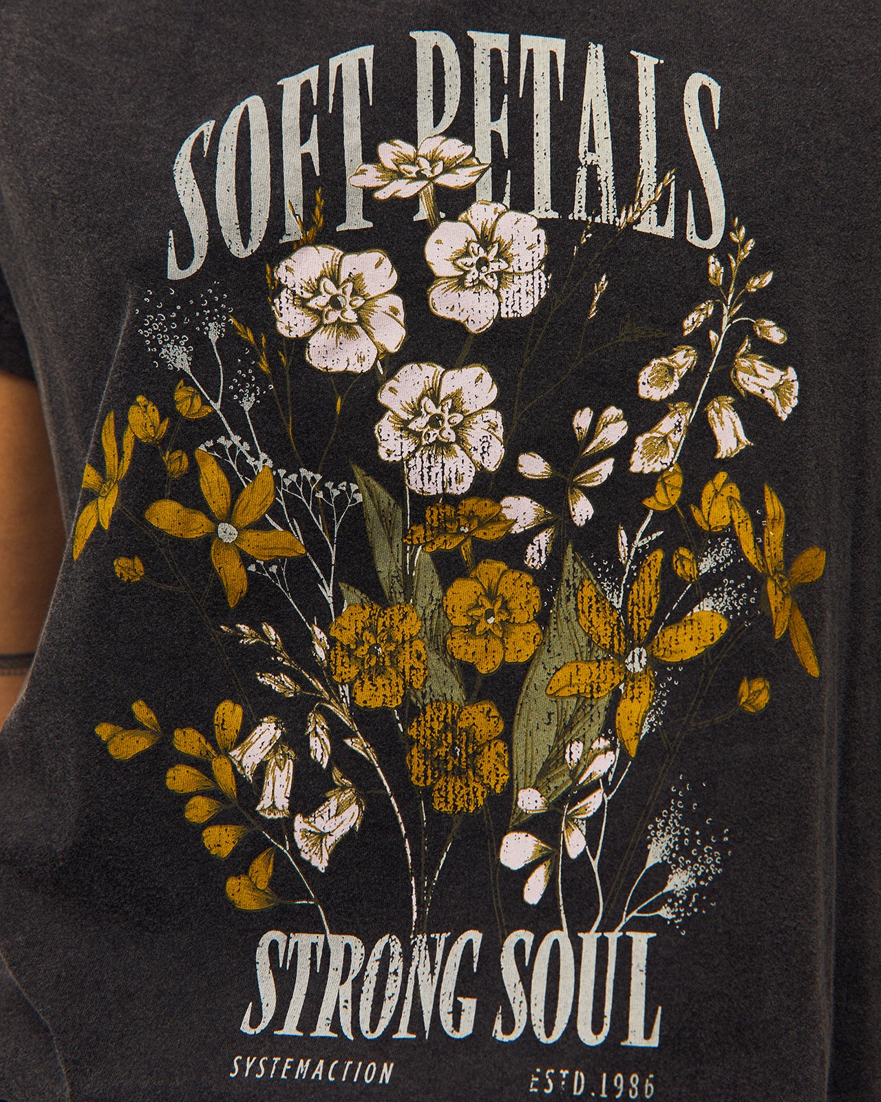 Floral print t-shirt