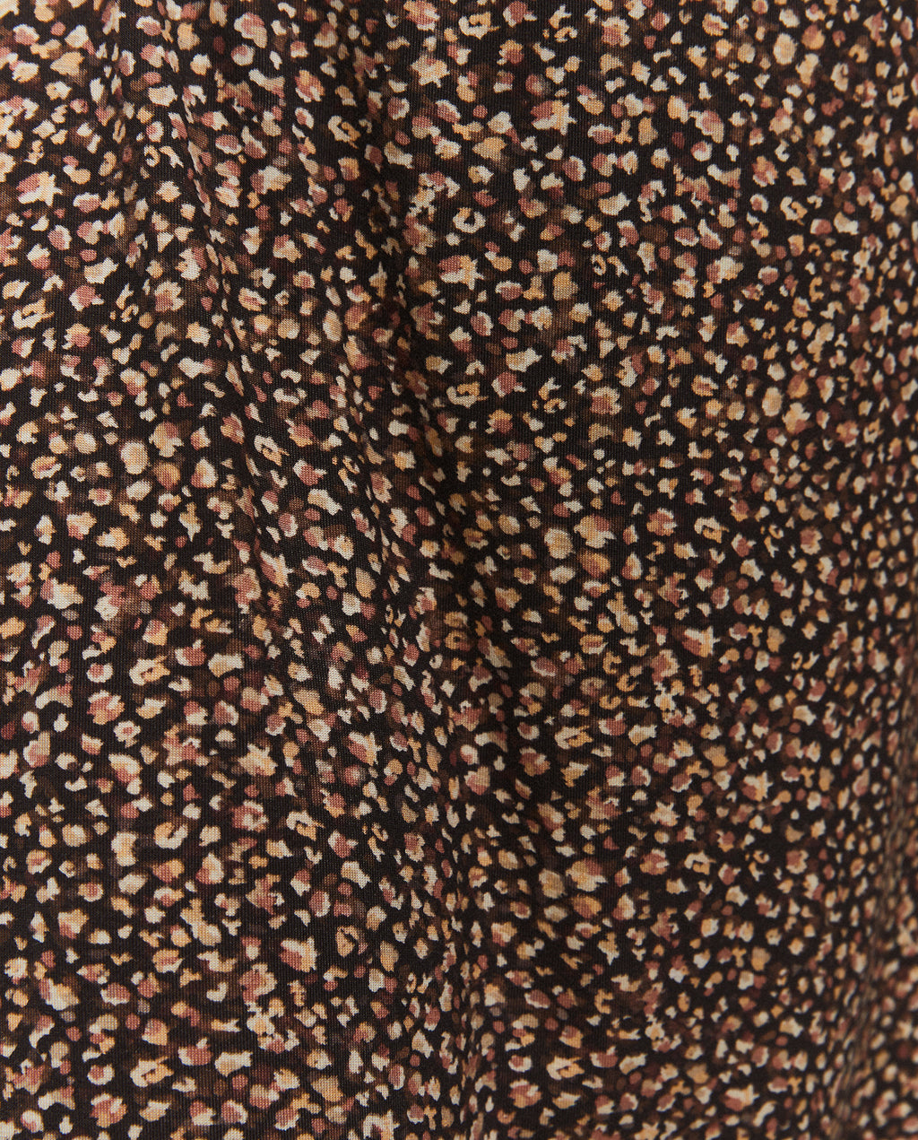 Falda estampada con goma