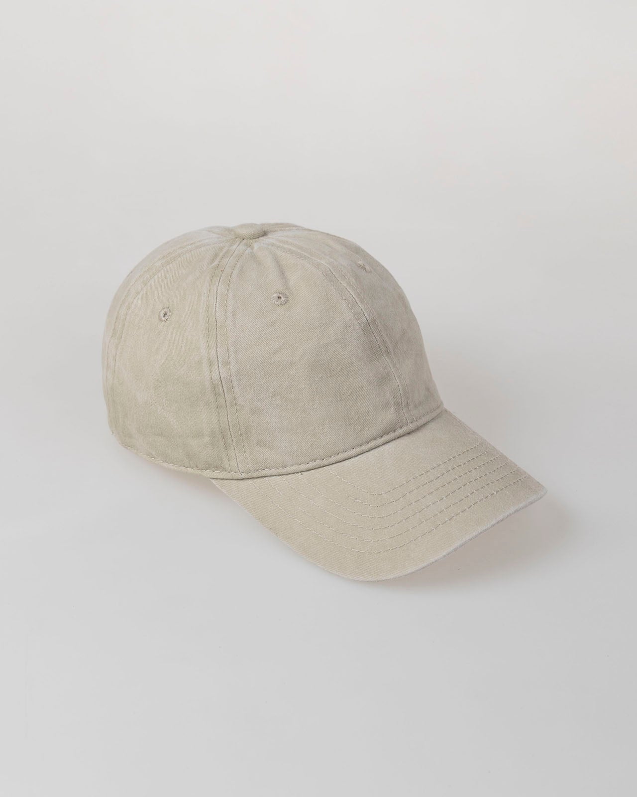 Gorra efecto tintura degastada