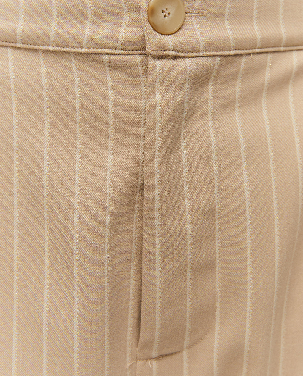 Pantalón raya dipolmática