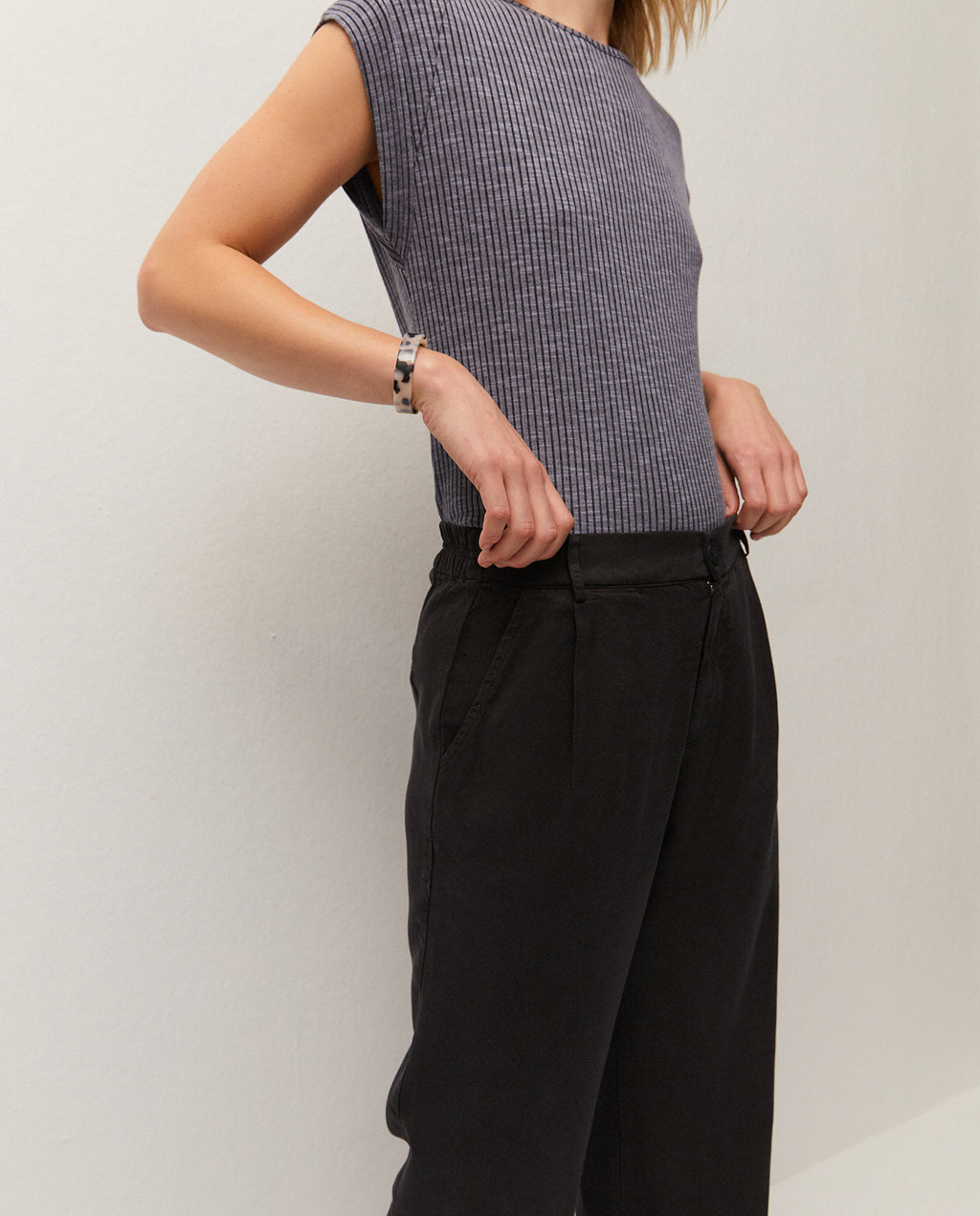 Pantalón pinzas fluido