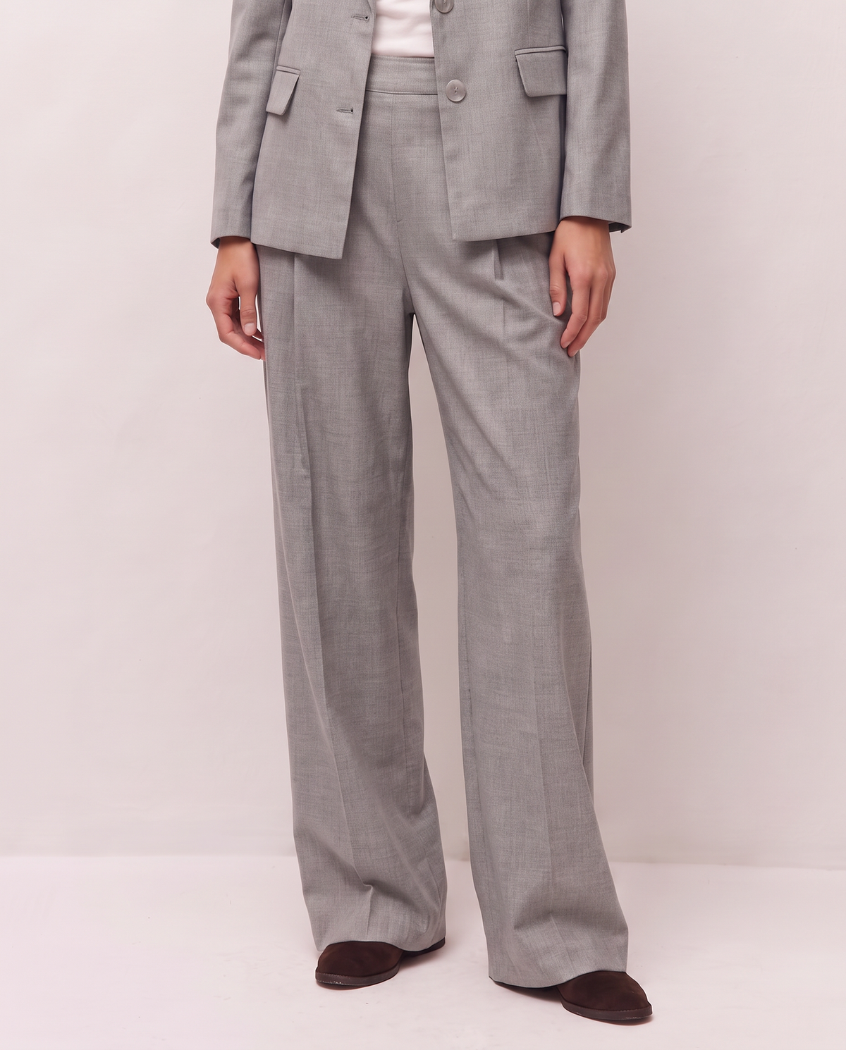 Pantalón traje fluido