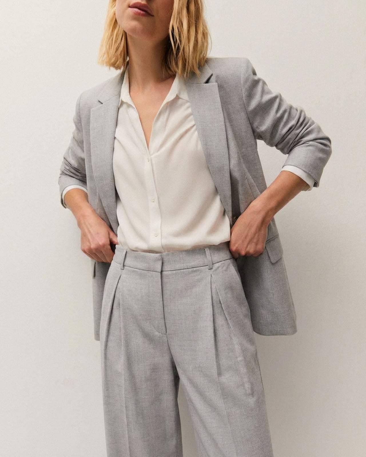 Pantalón traje fluido