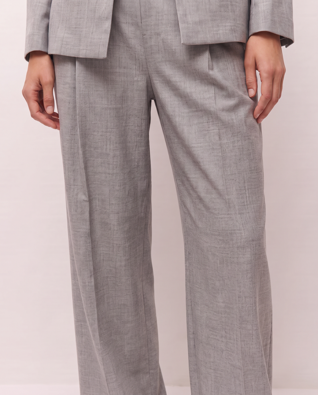 Pantalón traje fluido