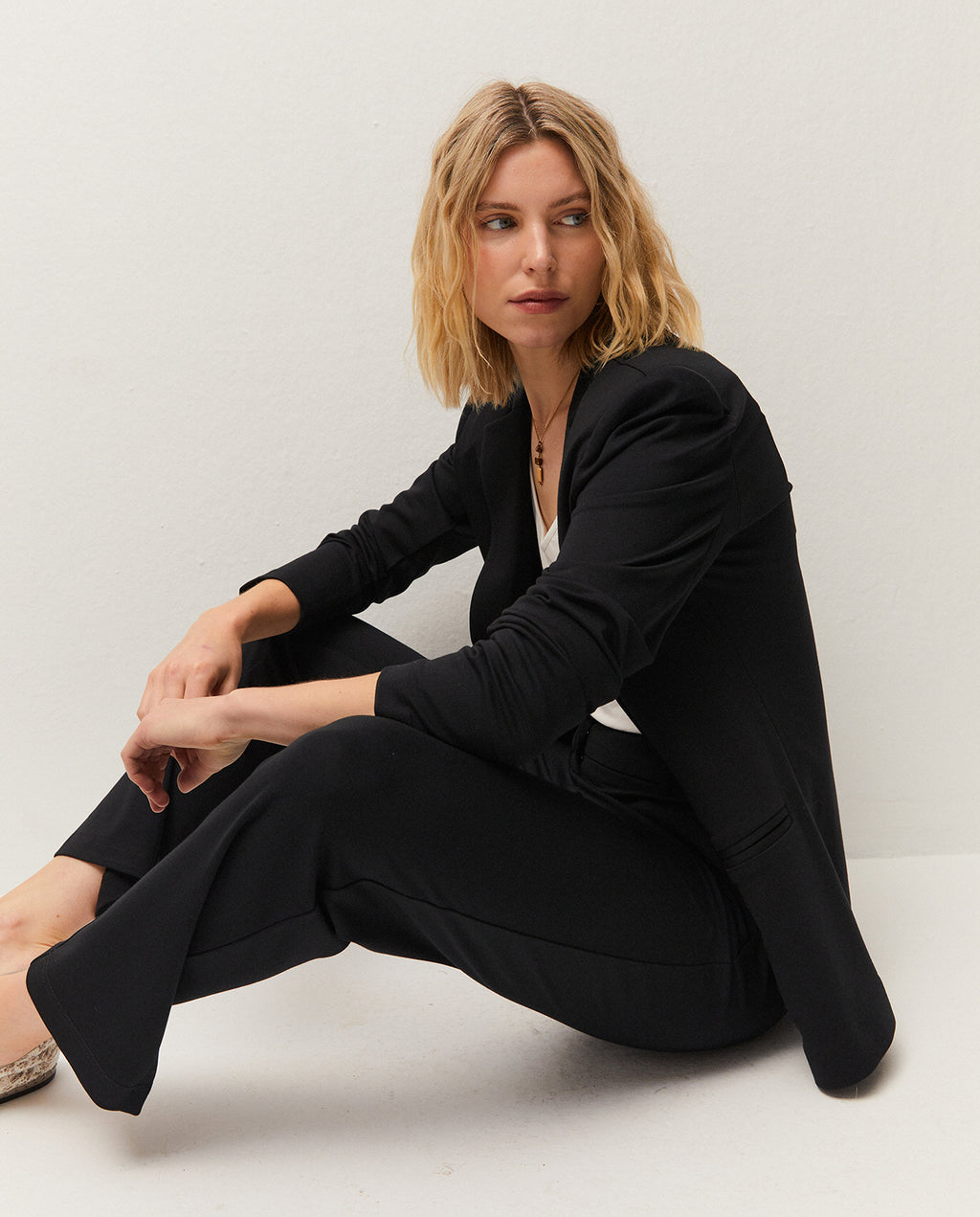 Pantalón traje con pinzas