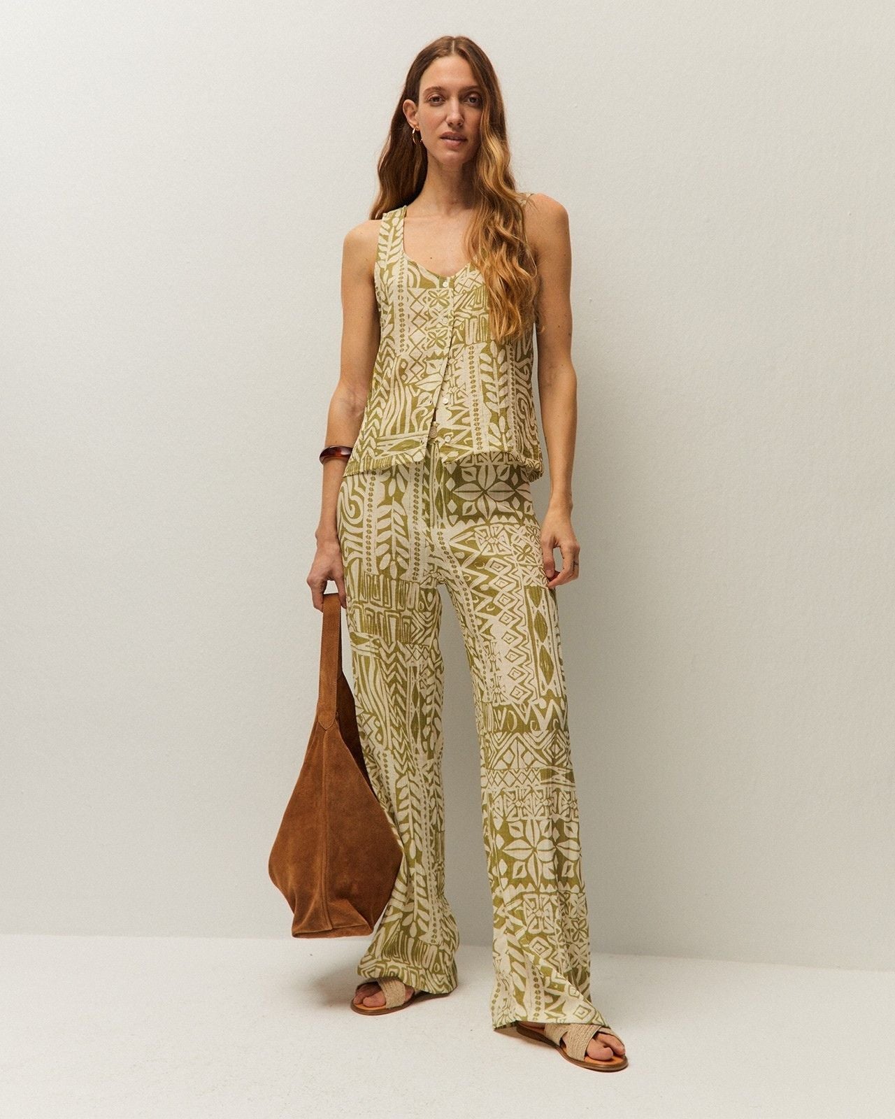 Pantalón estampado geometrico