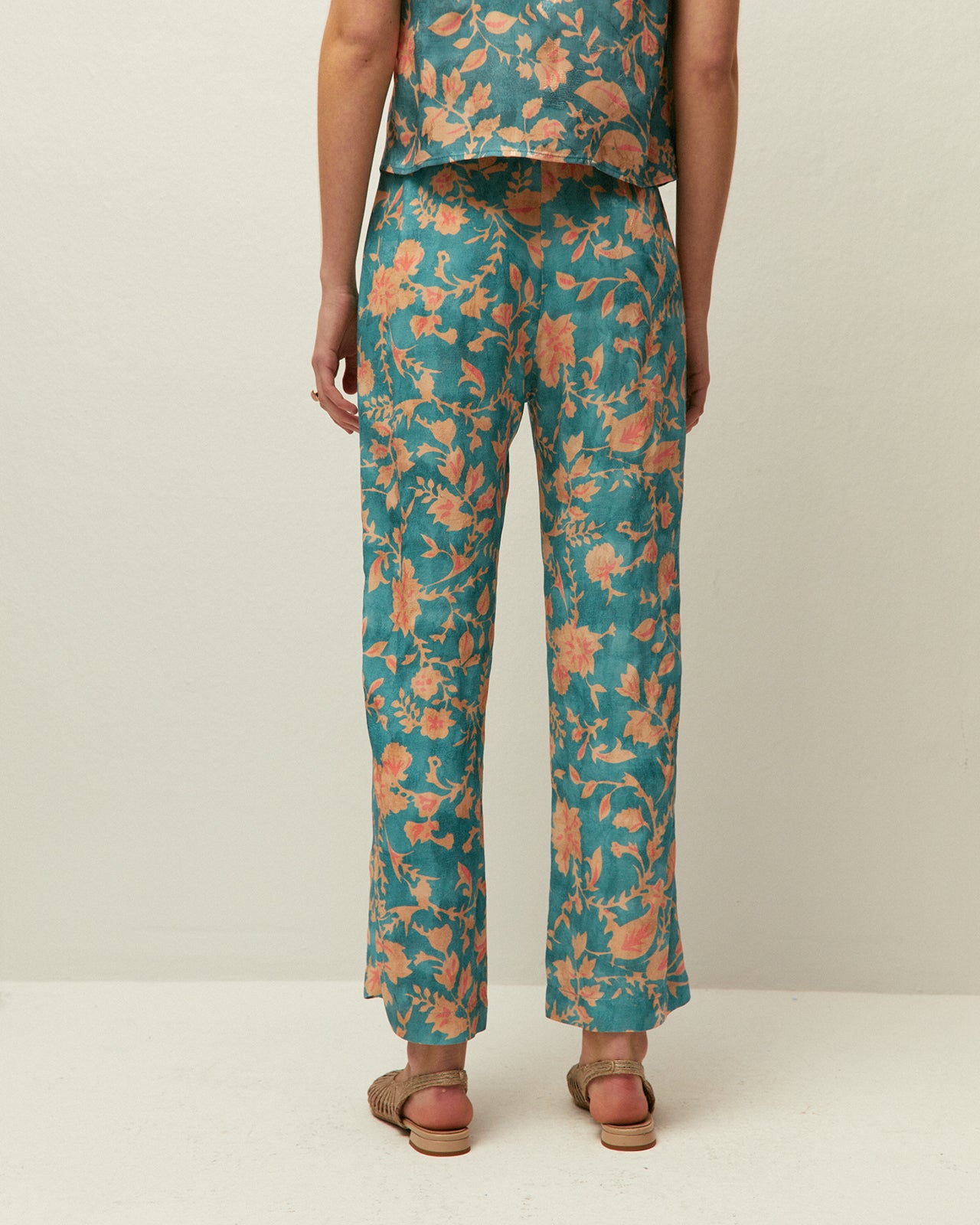 Pantalón estampado floral