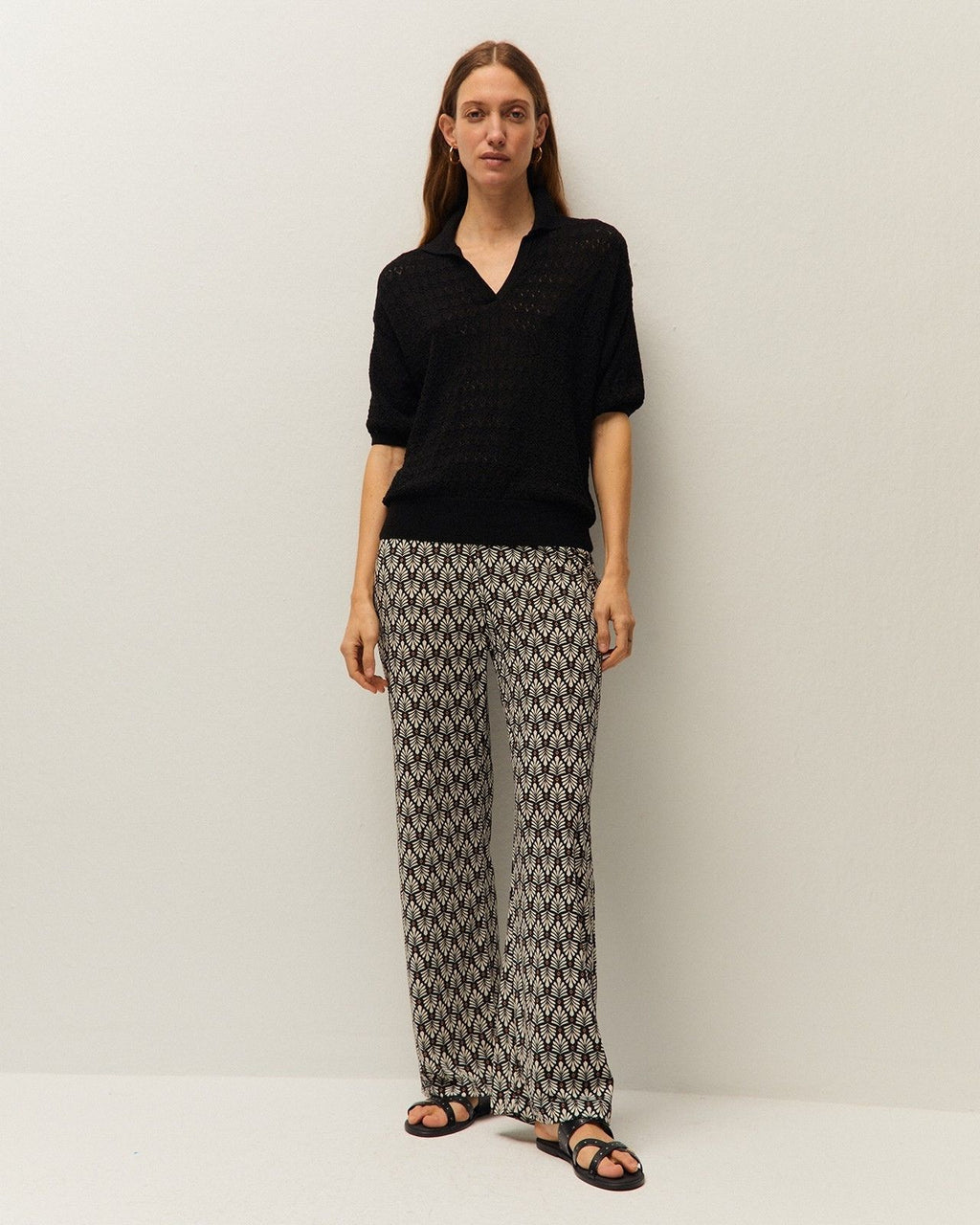 Pantalón estampado geométrico