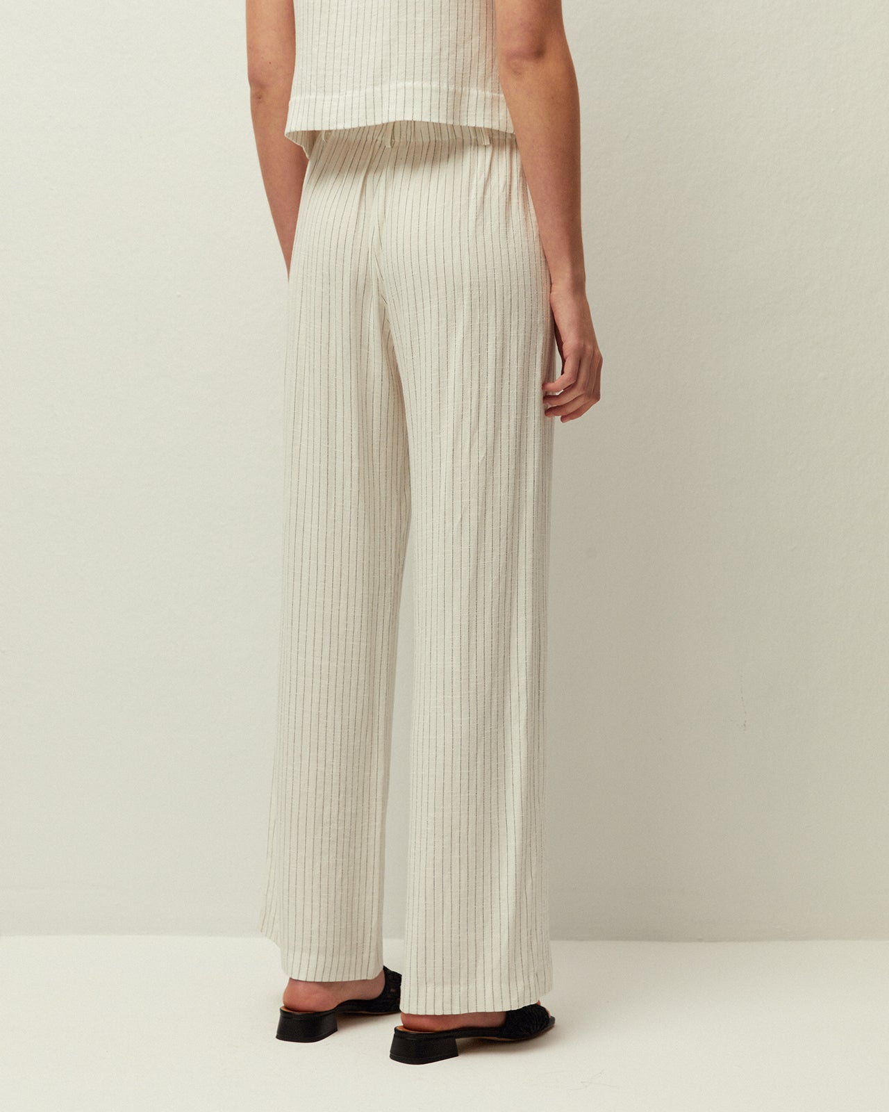 Pantalón raya diplomática