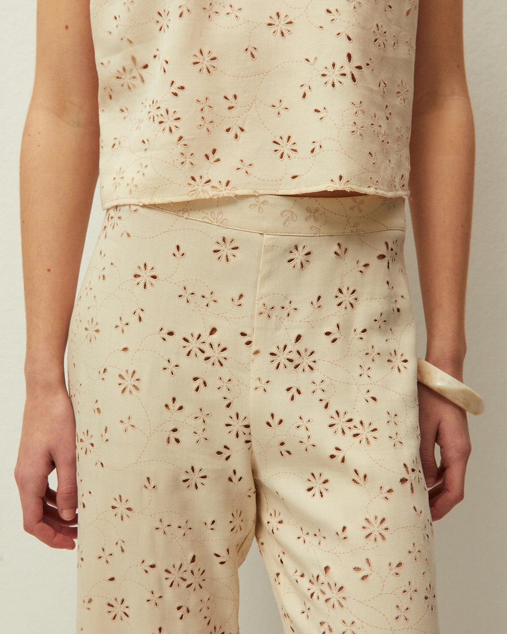 Pantalon calado capri