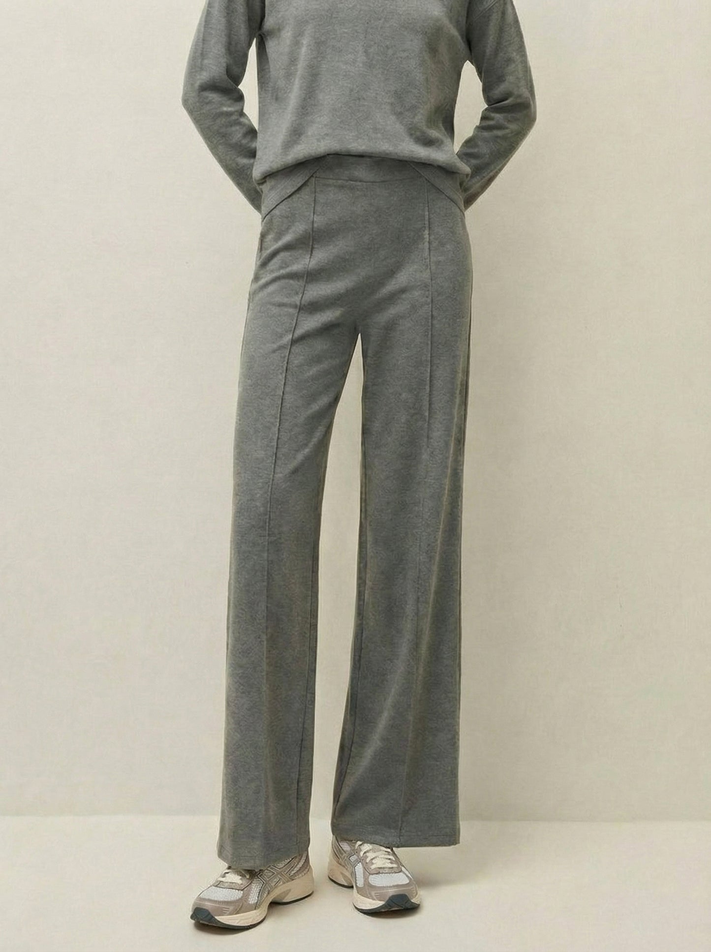 Pantalón goma pata ancha