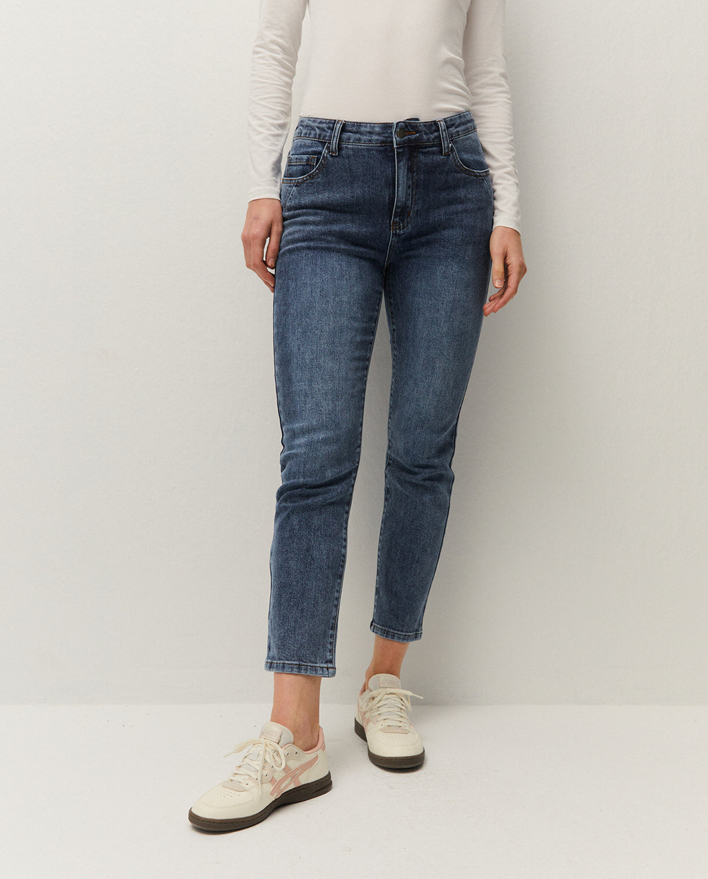 Pantalón denim básico