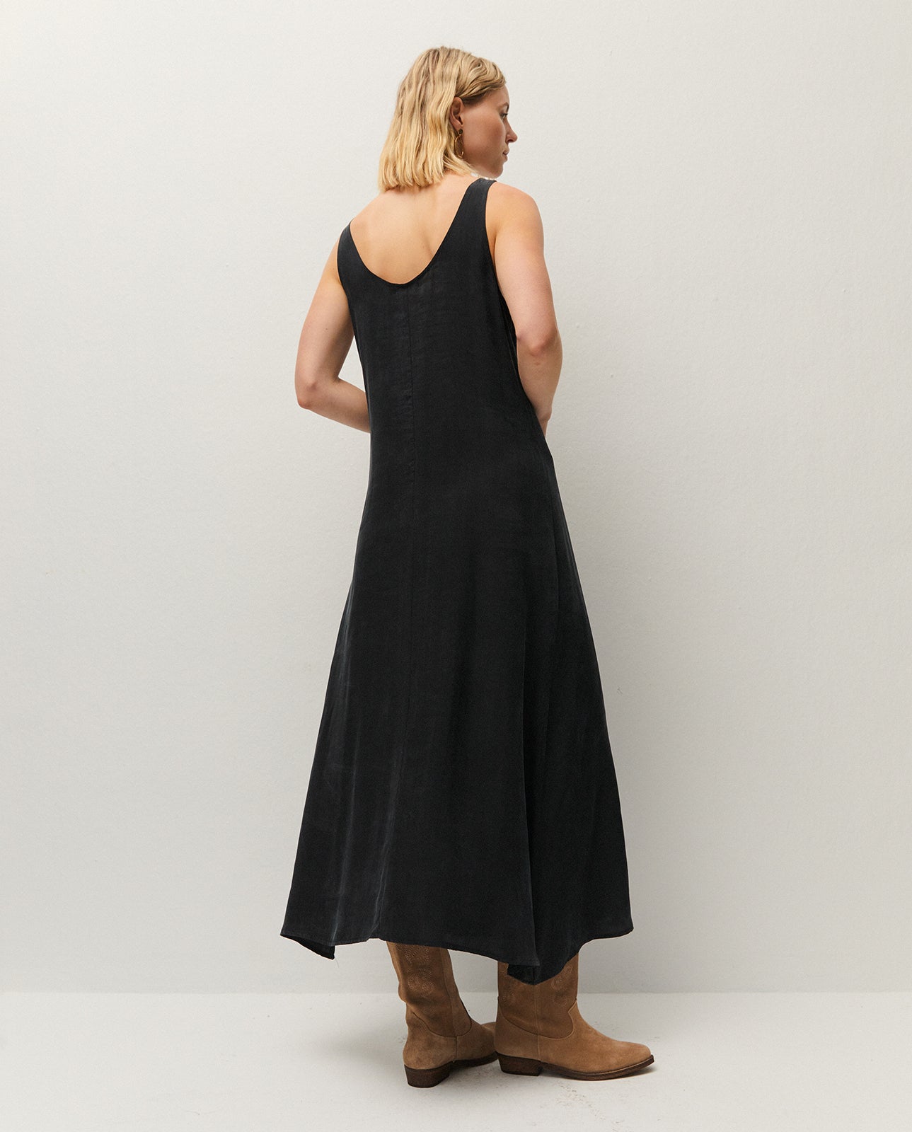 robe longue à bretelles