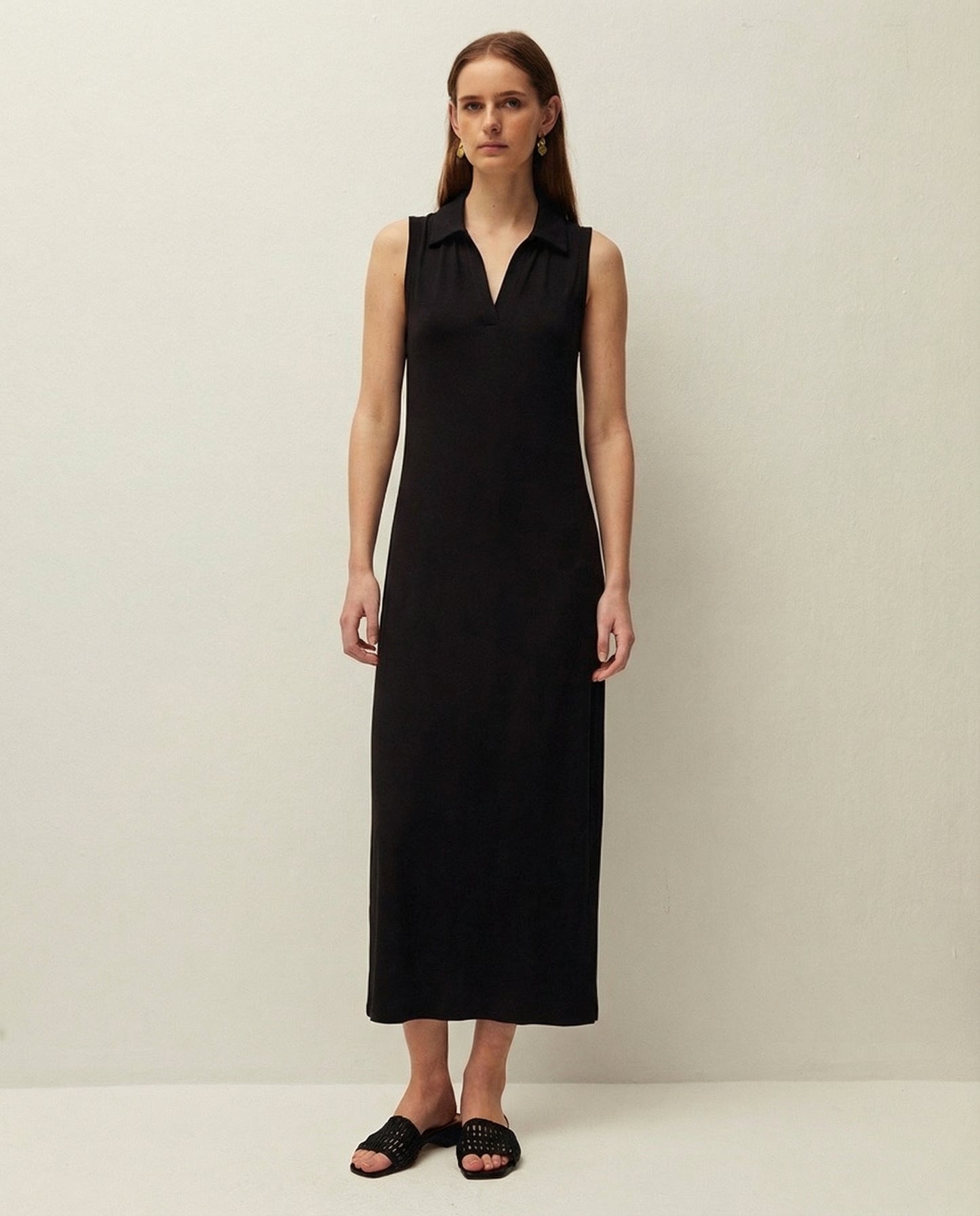 Vestido midi cuello polo